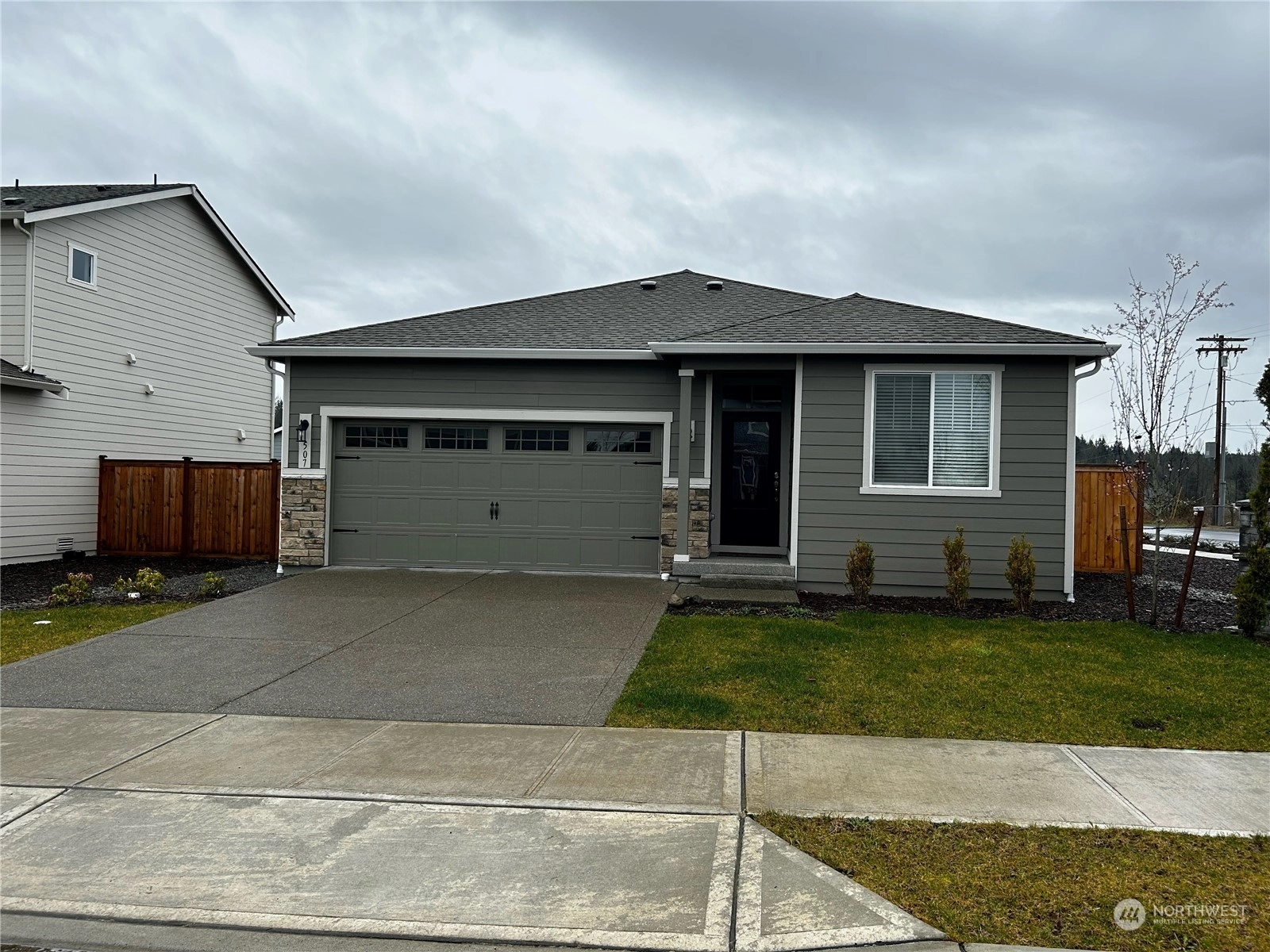 507 Clark Ave Buckley WA 98321