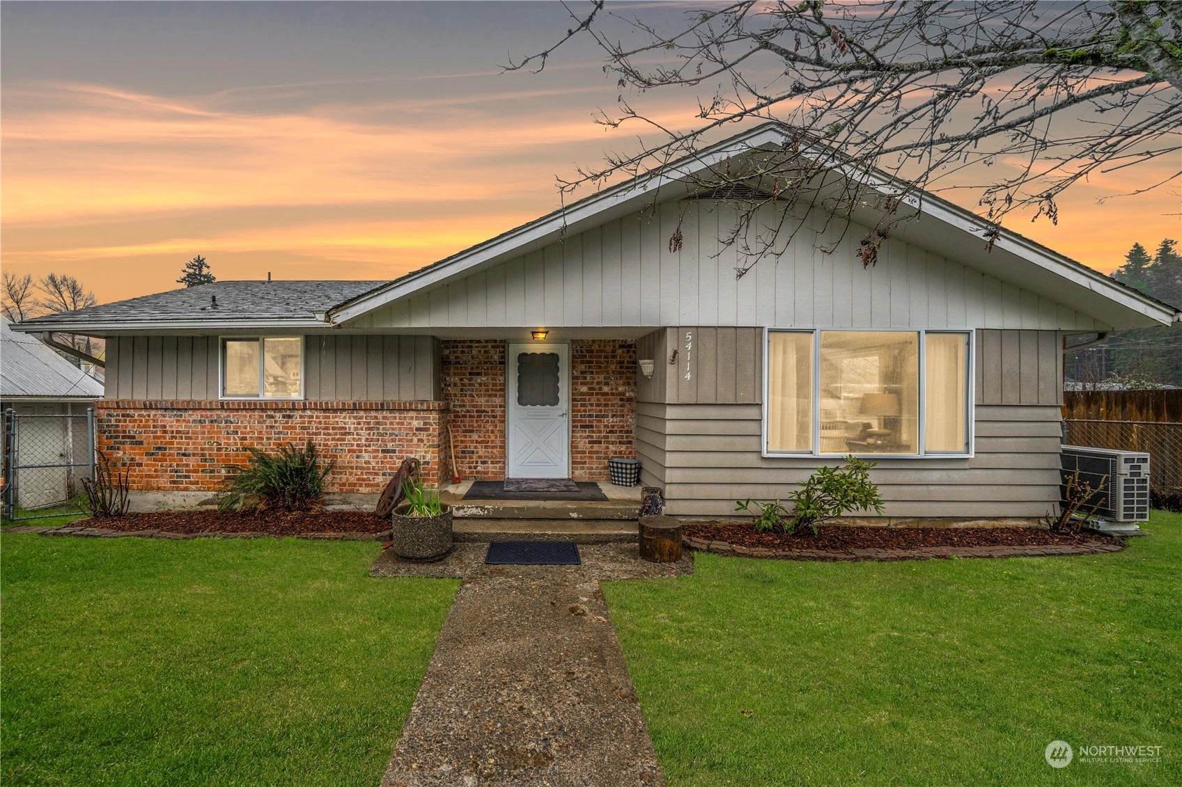 54114 181st Ave Ct E Elbe WA 98330