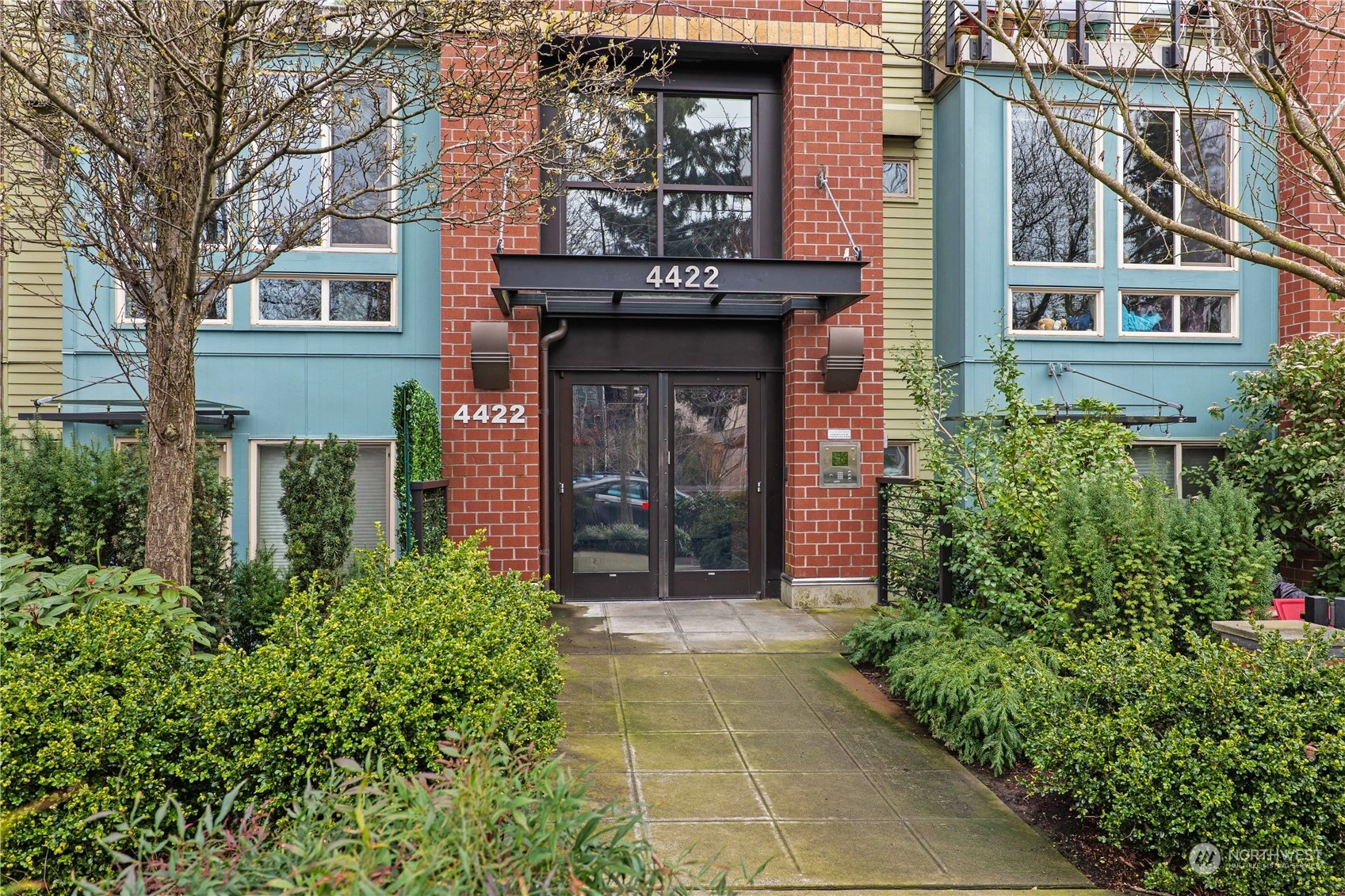 4422 Bagley Ave N Unit 101 Unit 101 Seattle WA 98103