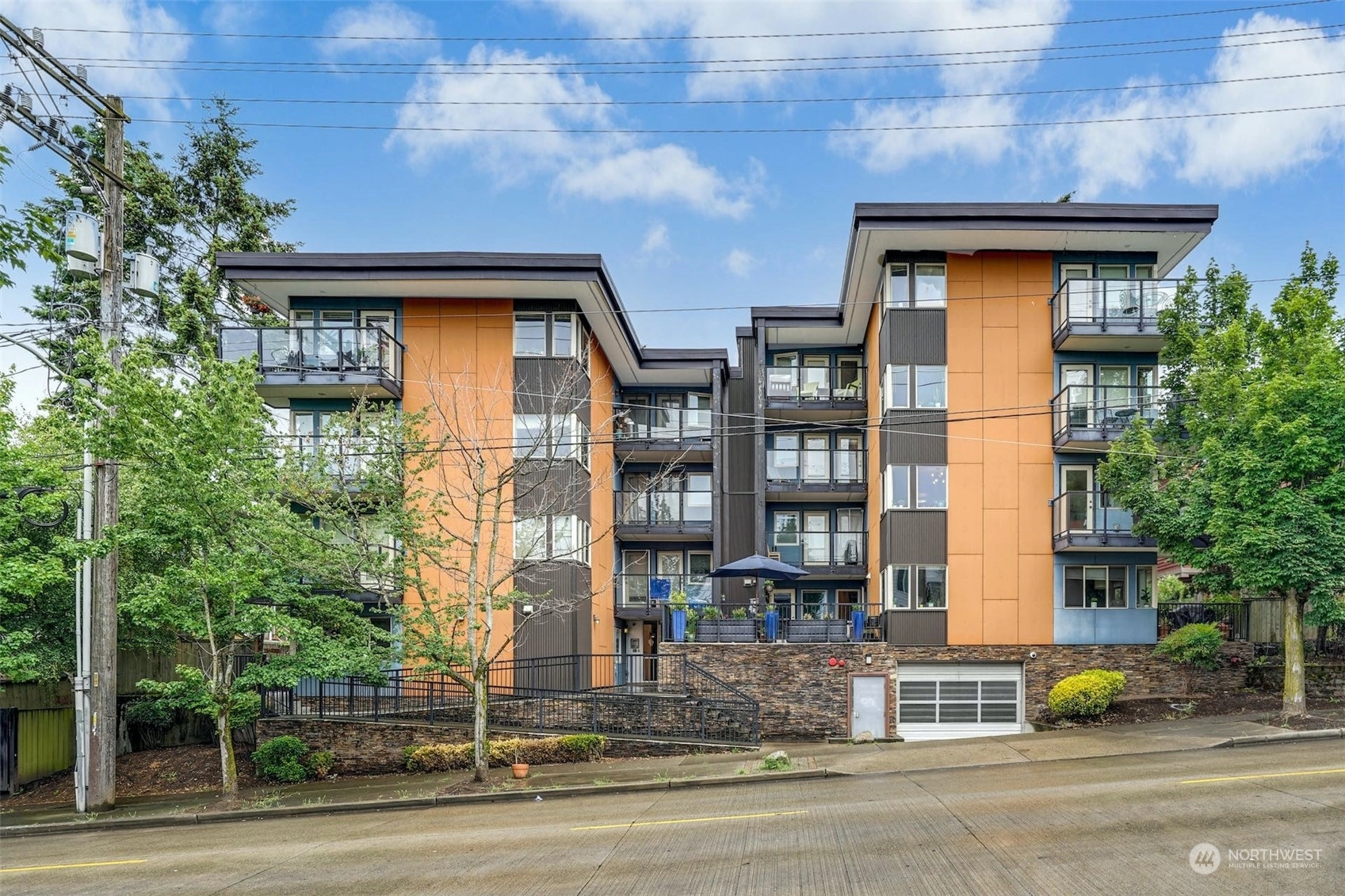 120 NW 39th St Unit 303 Unit 303 Seattle WA 98107