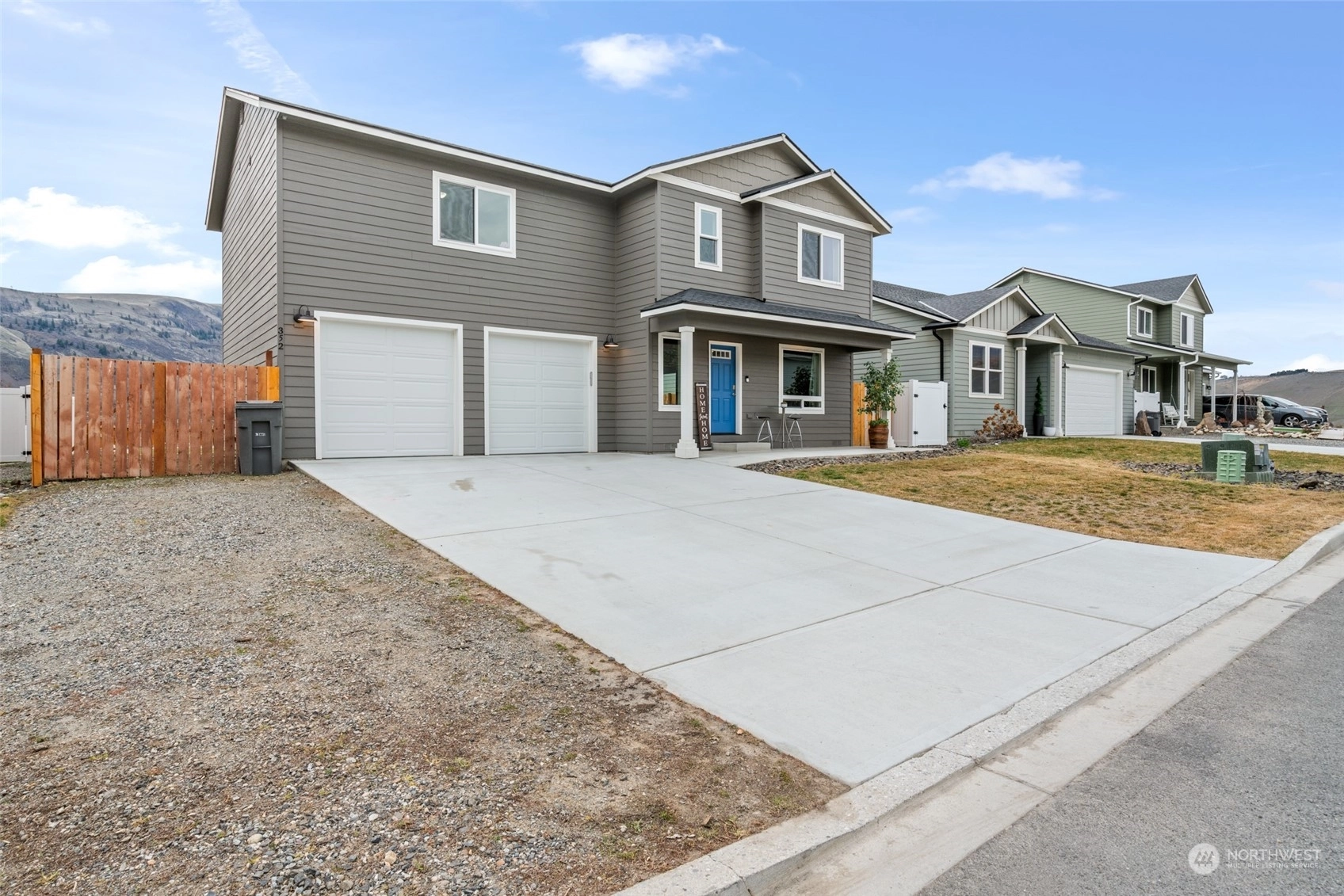 352 Hammond Ln Rock Island WA 98850