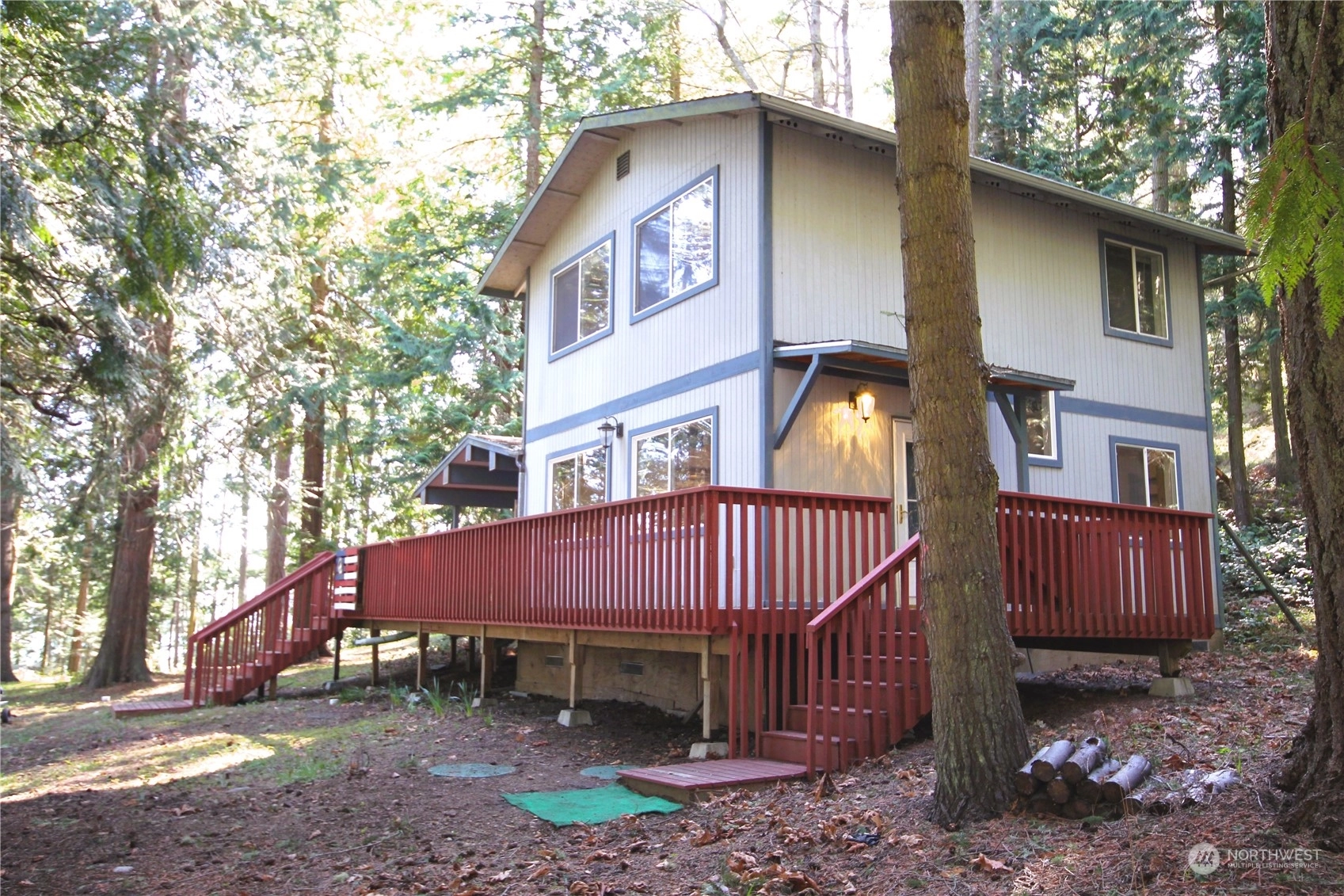 620 Chinook Way Unit  Center Island WA 98221