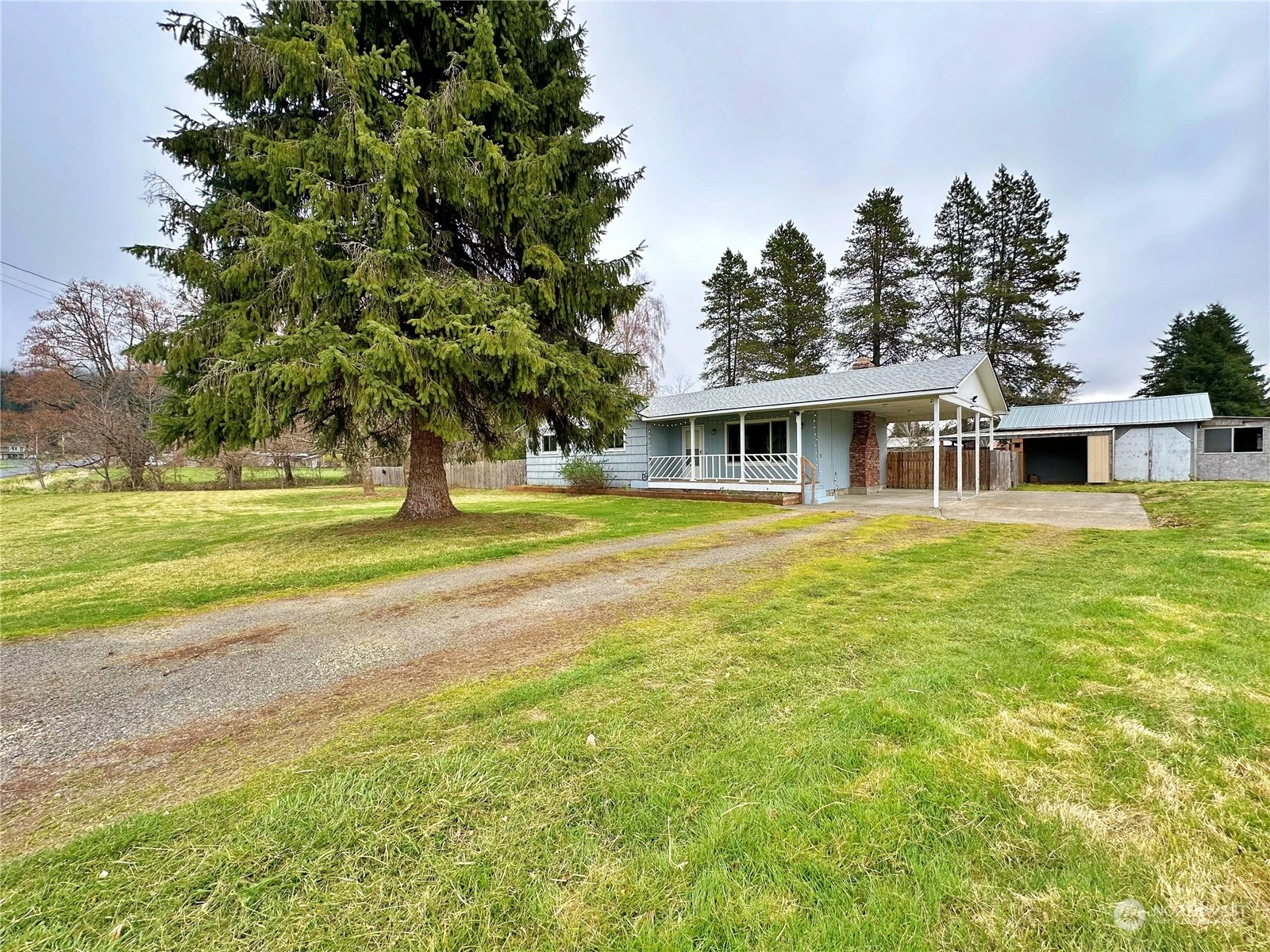 190 Frost Creek Rd Glenoma WA 98336