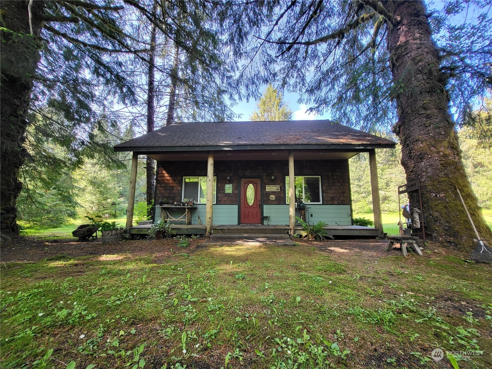 9999 Pleasant Meadows Ln Beaver WA 98305