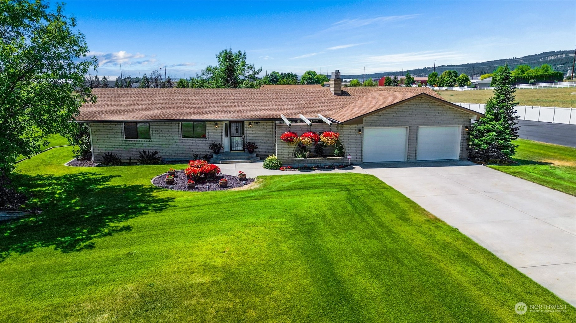 3327 N Campbell Rd Otis Orchards WA 99027