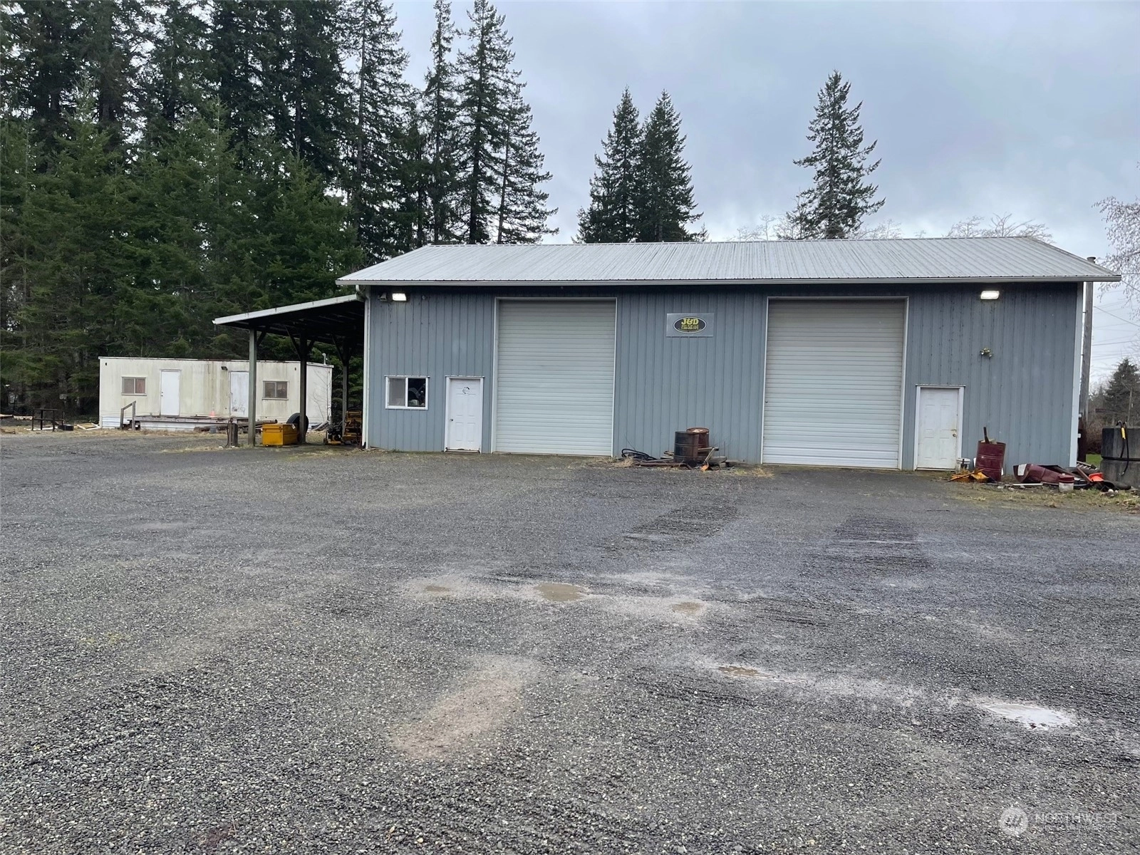92 W Lake Pleasant Rd Unit  Beaver WA 98305