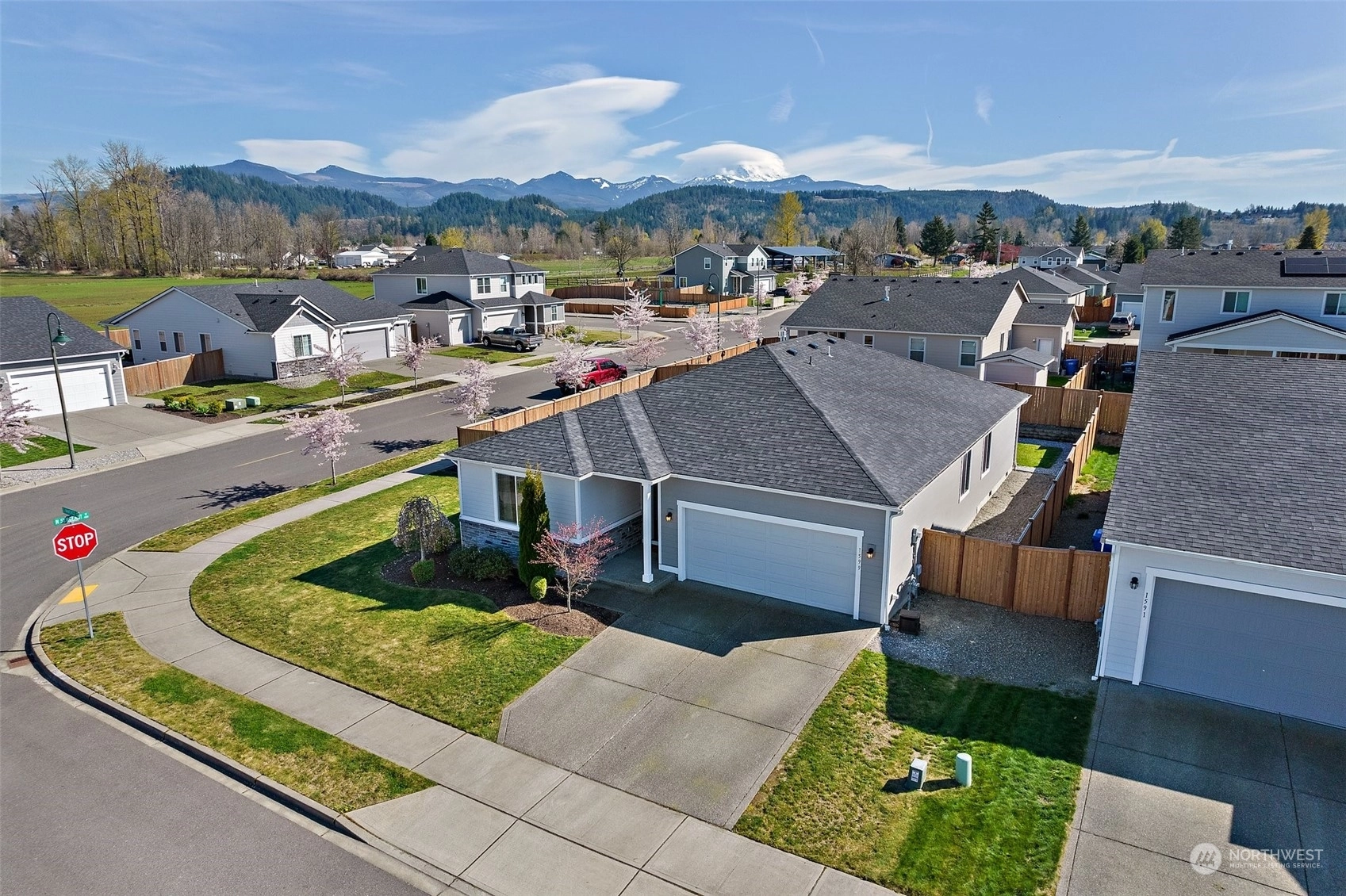 1599 E Nanevicz Ave Unit  Buckley WA 98321