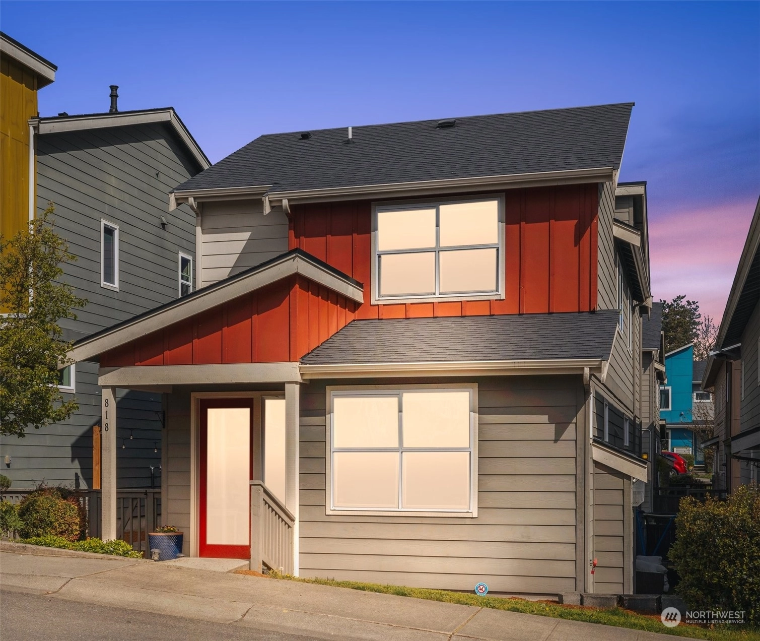 818 SW 97th St Seattle WA 98106
