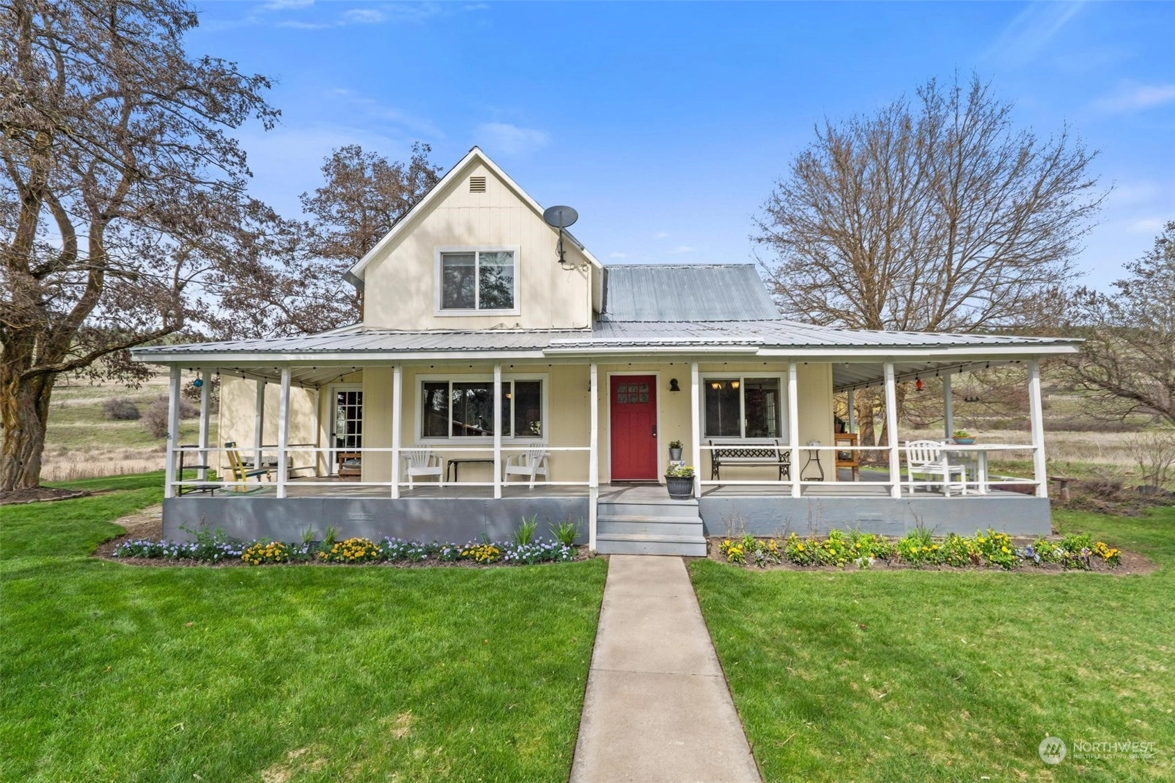 3302 Bradeen Rd Rice WA 99167