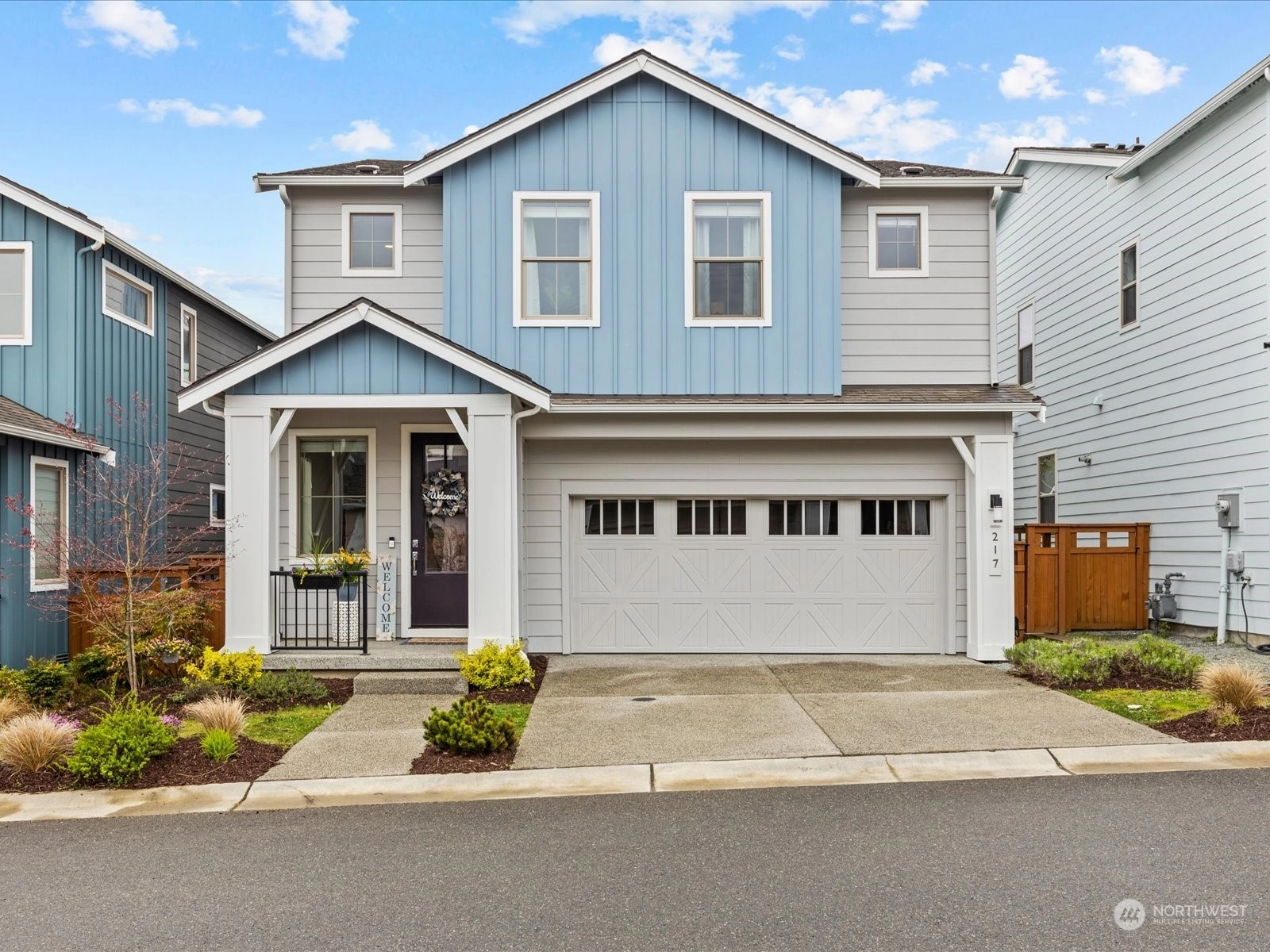 217 SW 96th Ln Seattle WA 98106