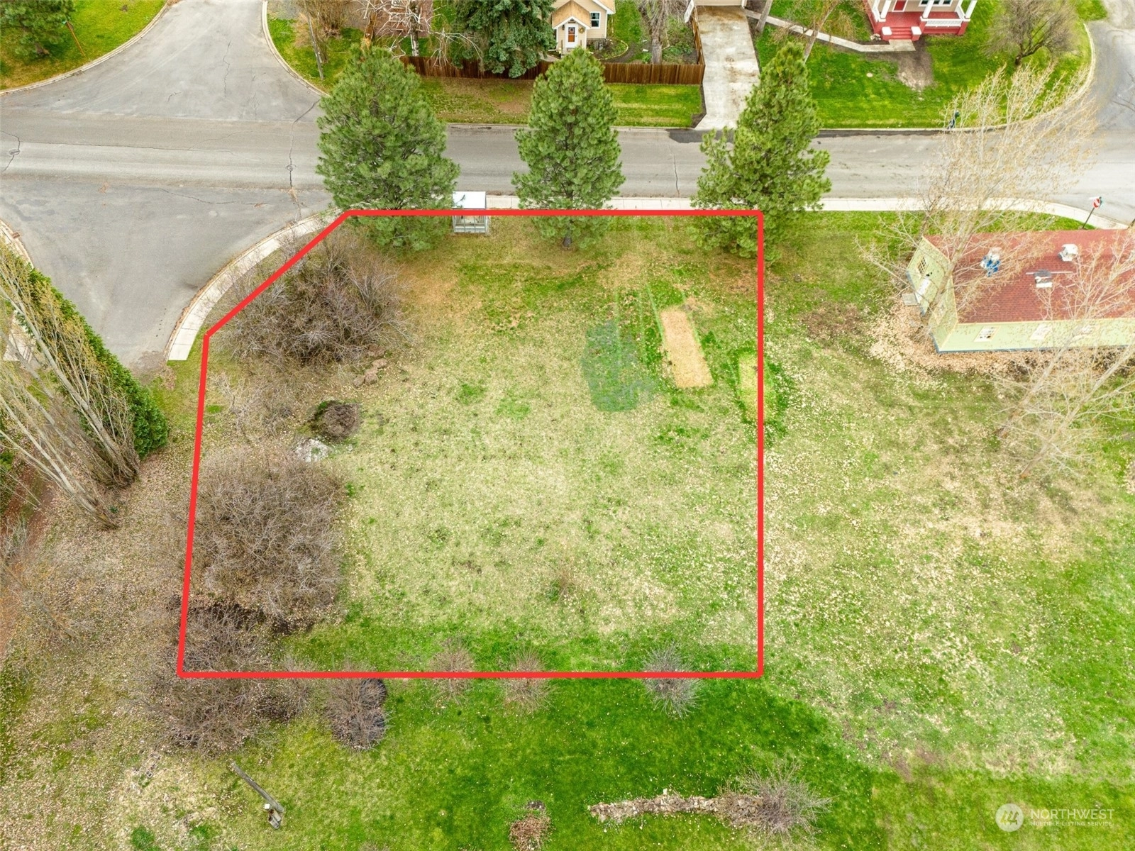 303 E Washington St Farmington WA 99128