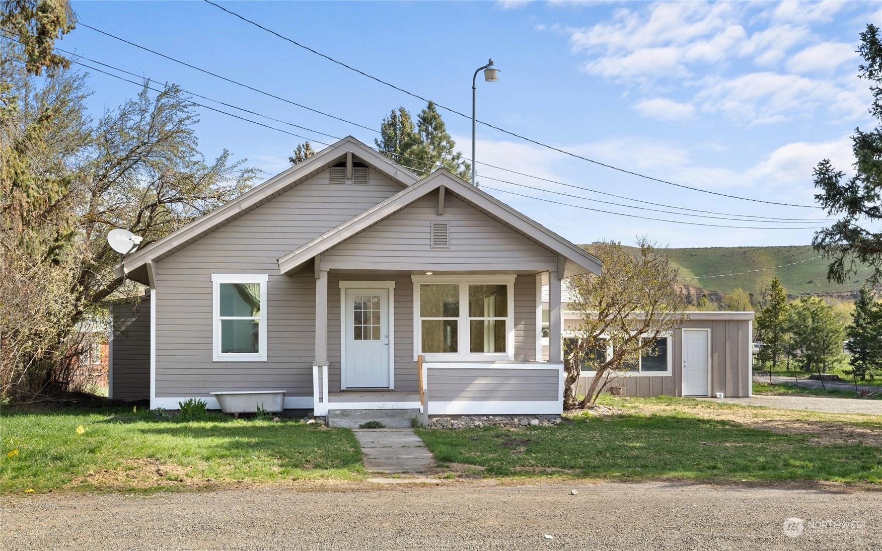 10910 N Thorp Hwy Thorp WA 98946