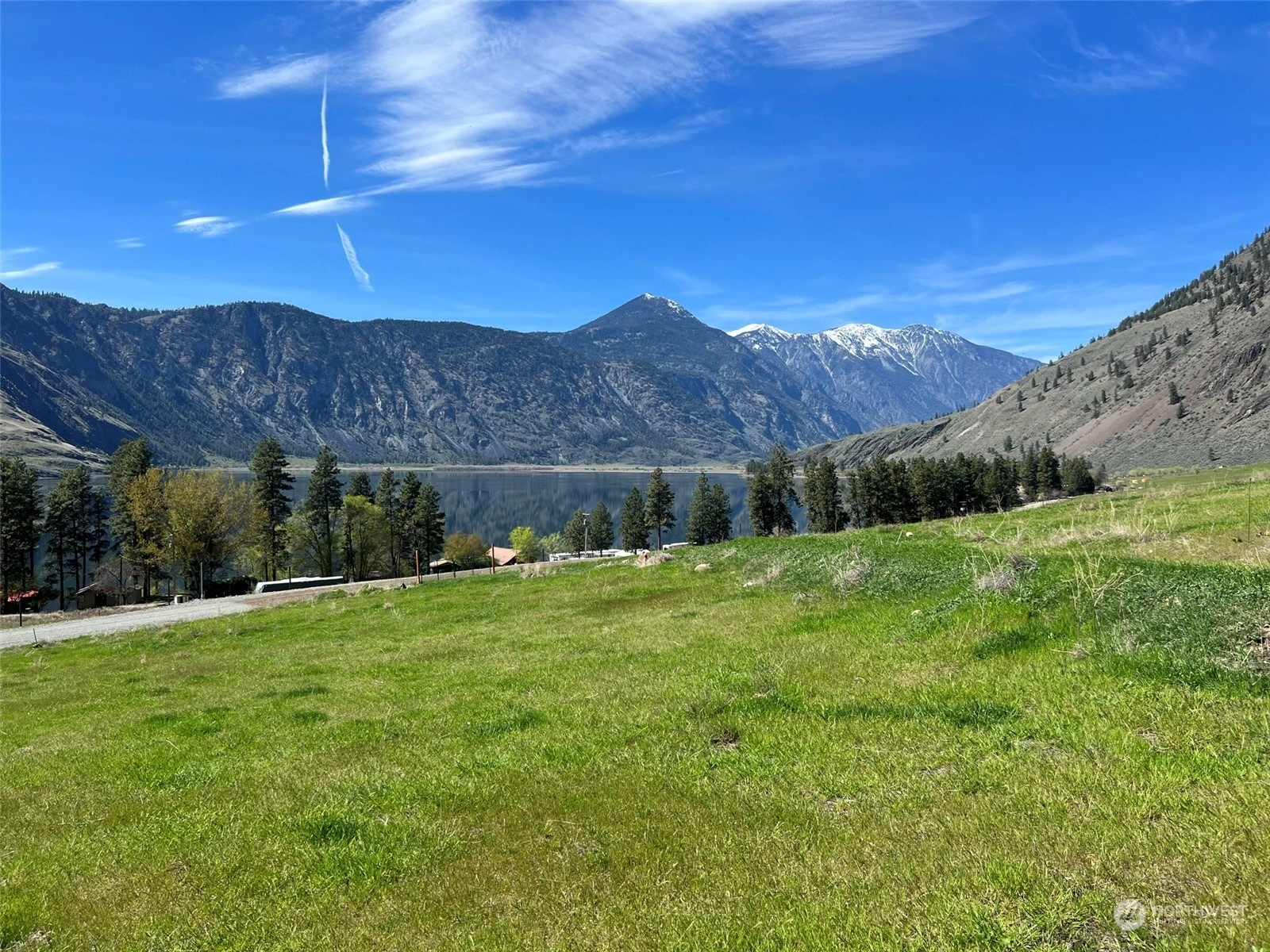 26 Mule Deer Loop Loomis WA 98827