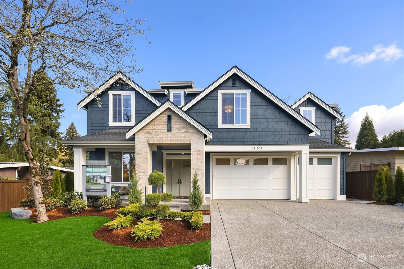 10810 NE 47th St Unit  Kirkland WA 98033