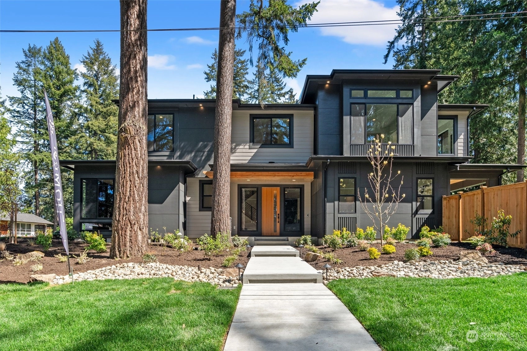 15303 SE 18th St Unit  Bellevue WA 98007