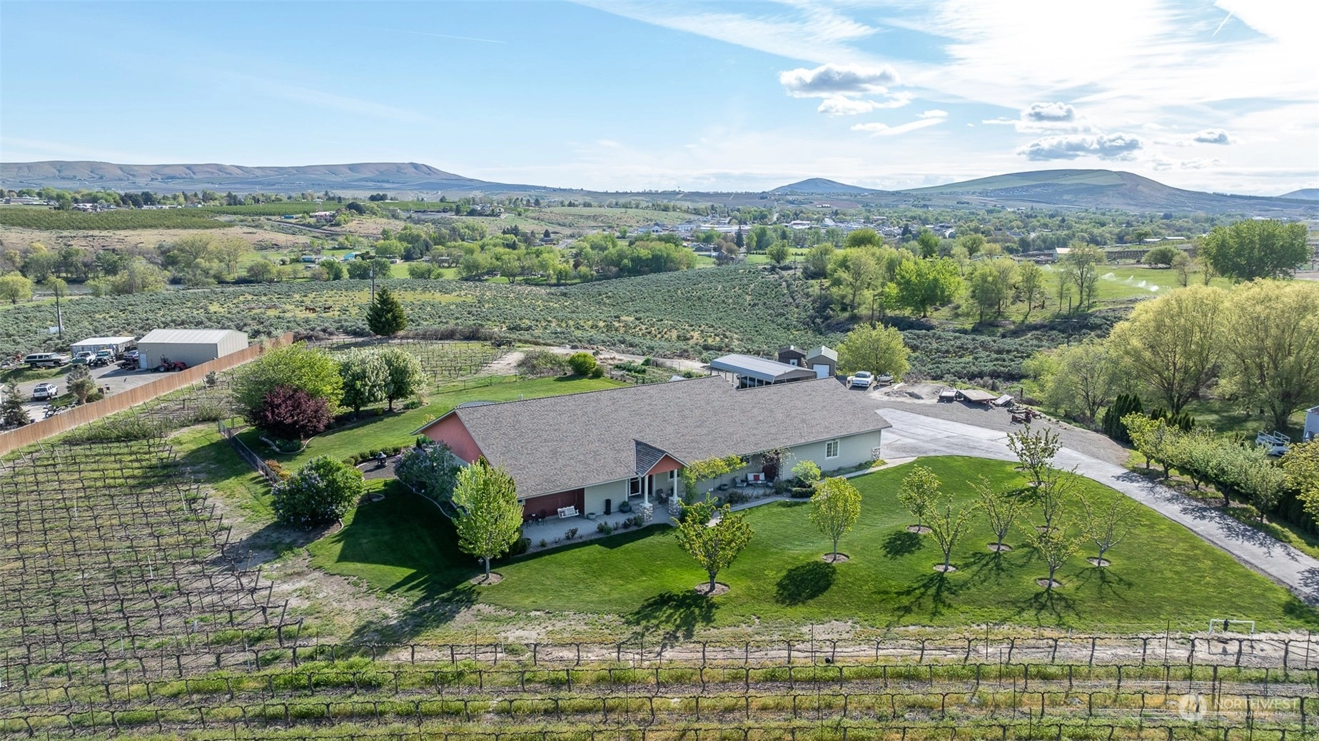 34821 N 114 Pr NW Benton City WA 99320