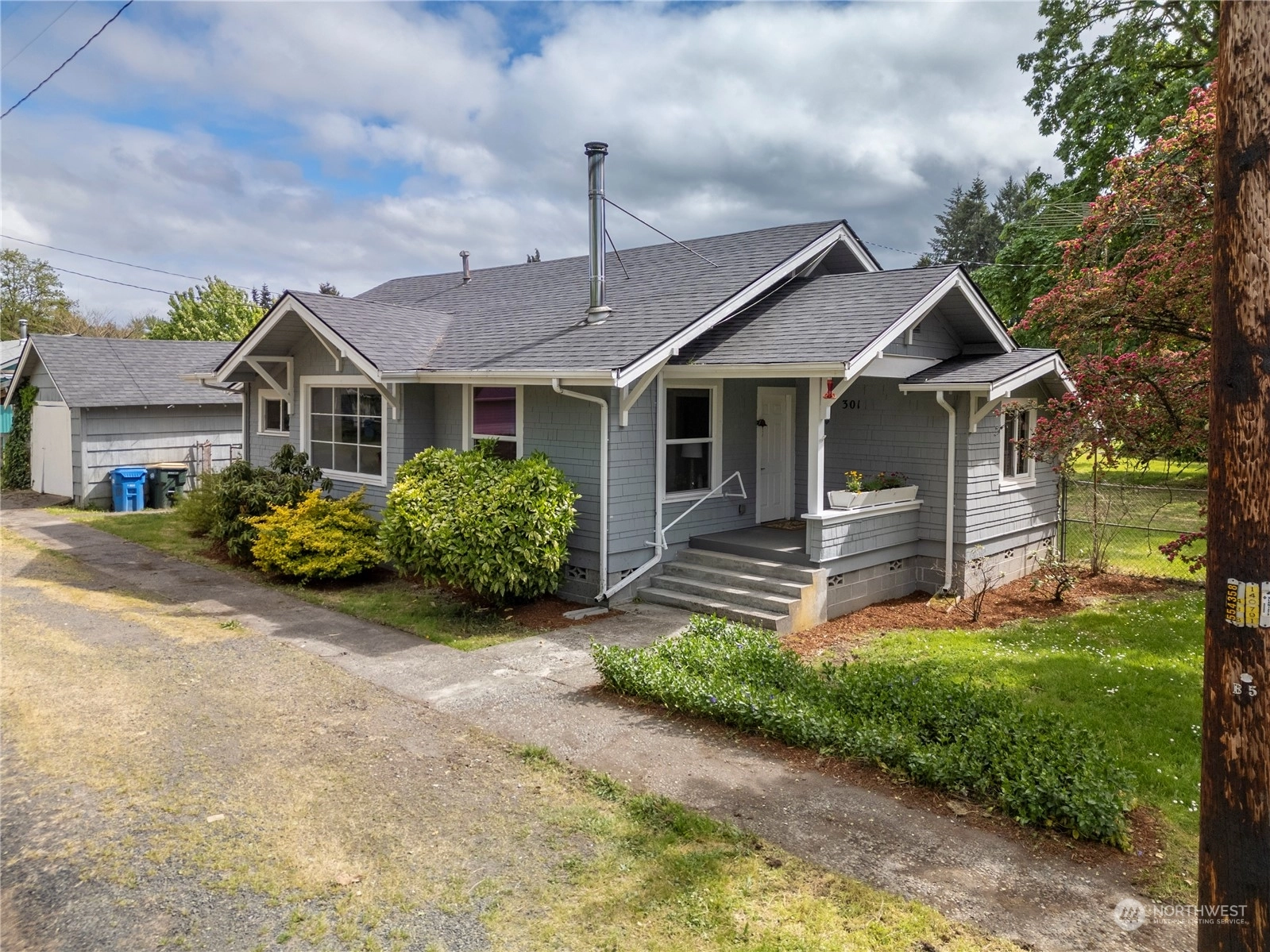 301 E 5th St Bucoda WA 98530