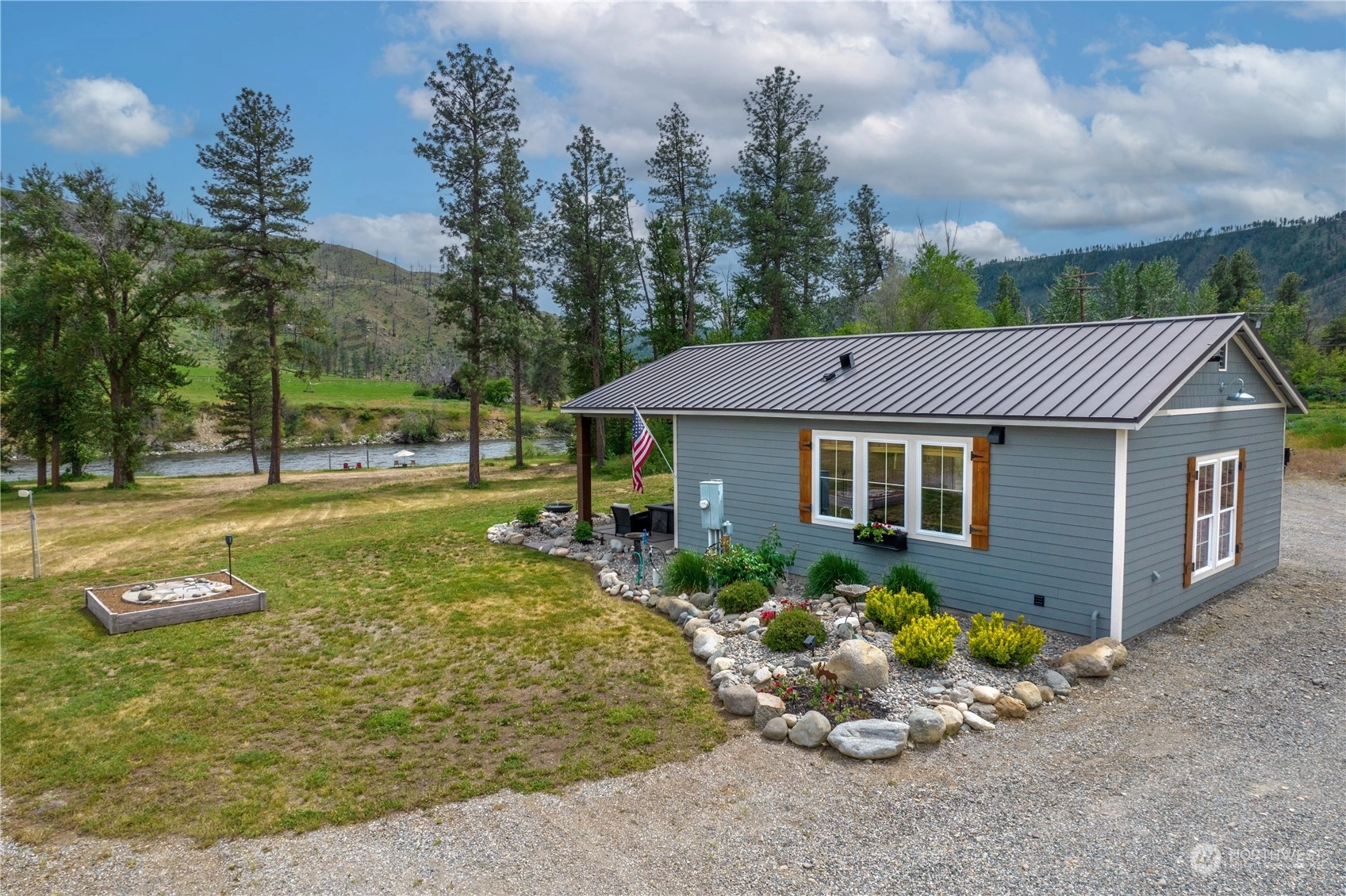 2080 Highway 153 Unit  Carlton WA 98814