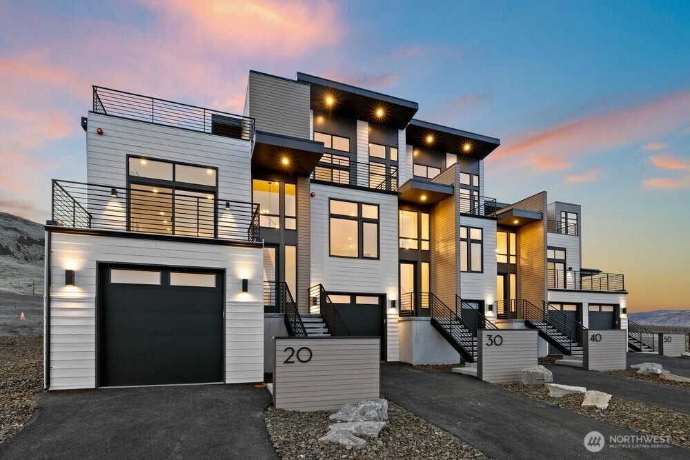 20 Chinook Dr Unit  Vantage WA 98950