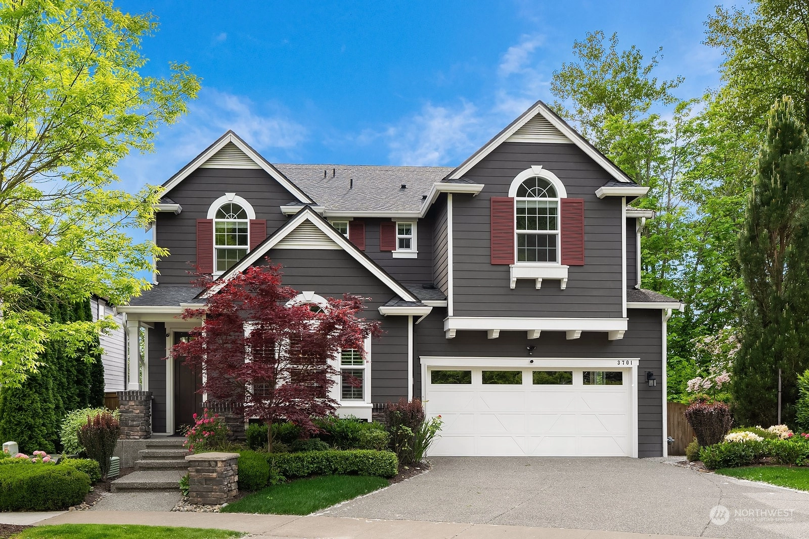 3701 201st Ct SE Unit  Sammamish WA 98075