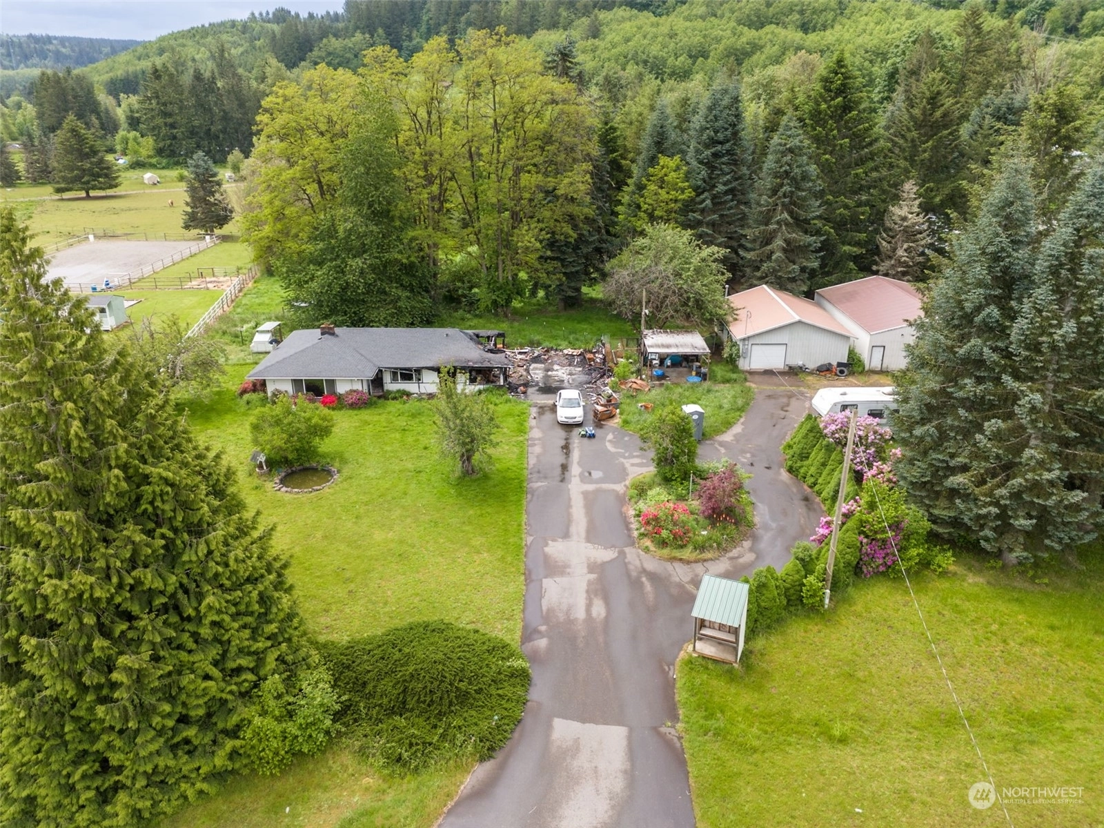 2926 Us Highway 12 Silver Creek WA 98585