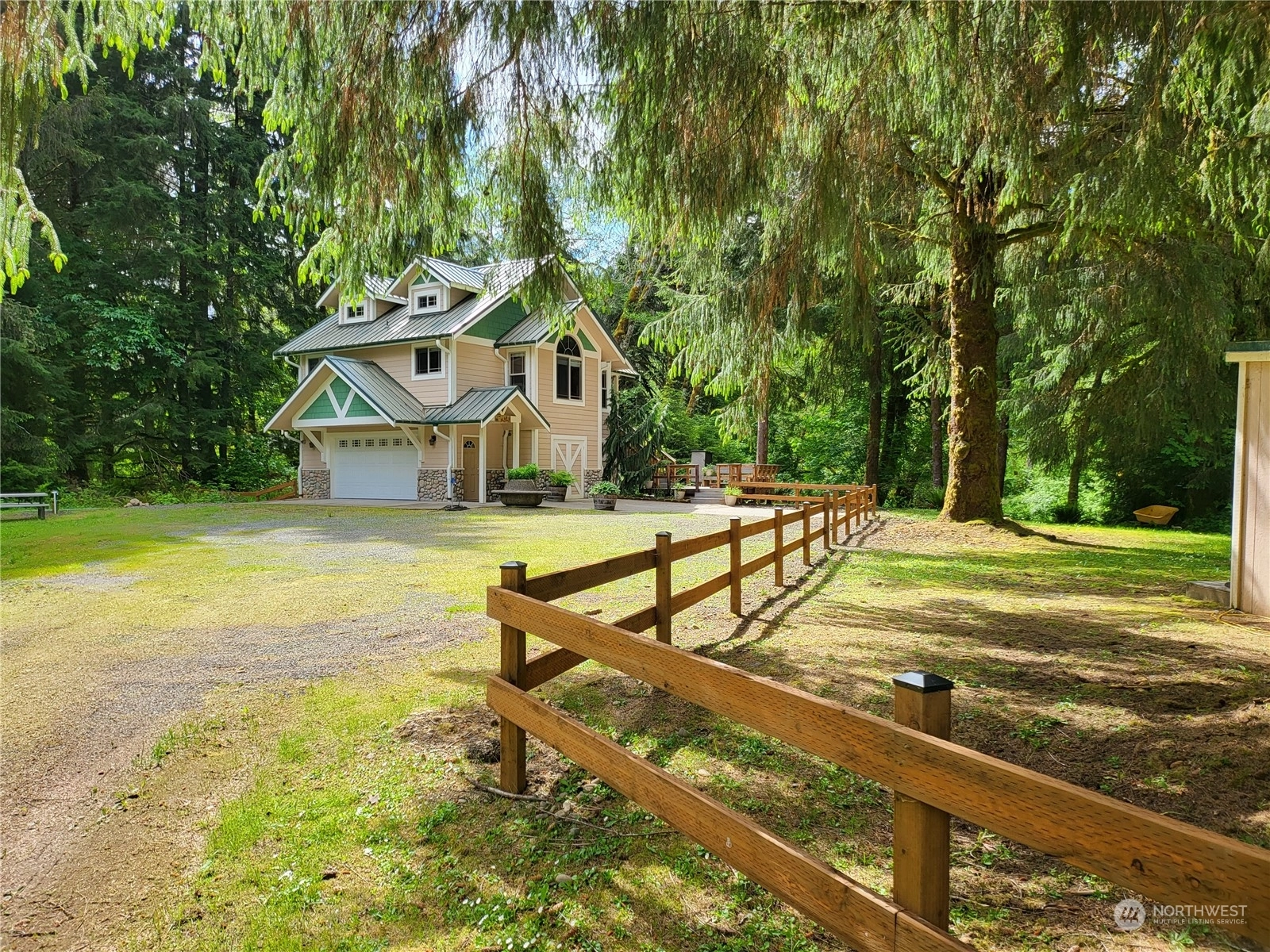 285 Pleasant Meadows Ln Beaver WA 98305