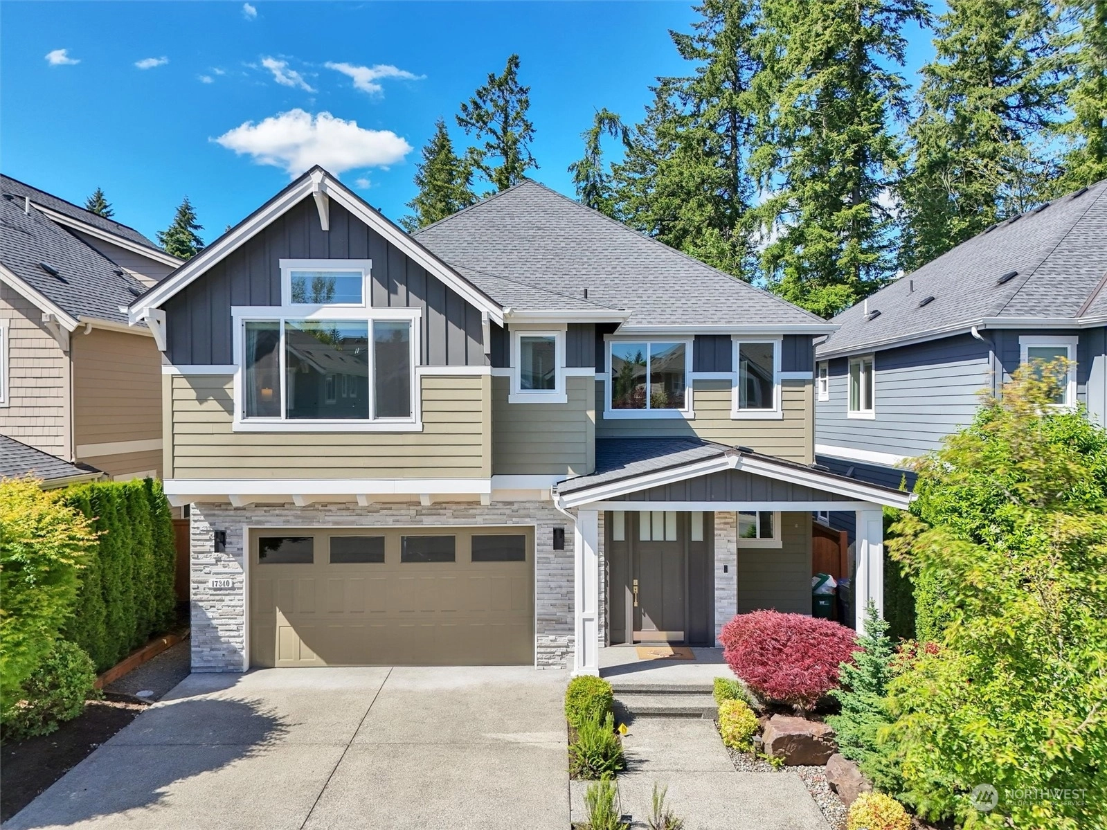 17340 123rd Way NE Unit  Redmond WA 98052