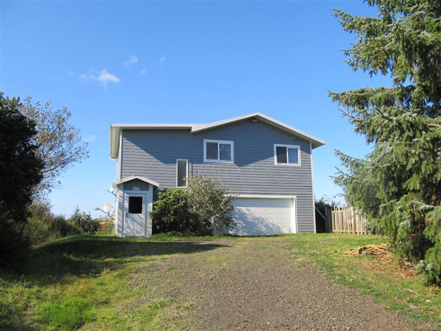 3373 State Route 105 North Cove WA 98547