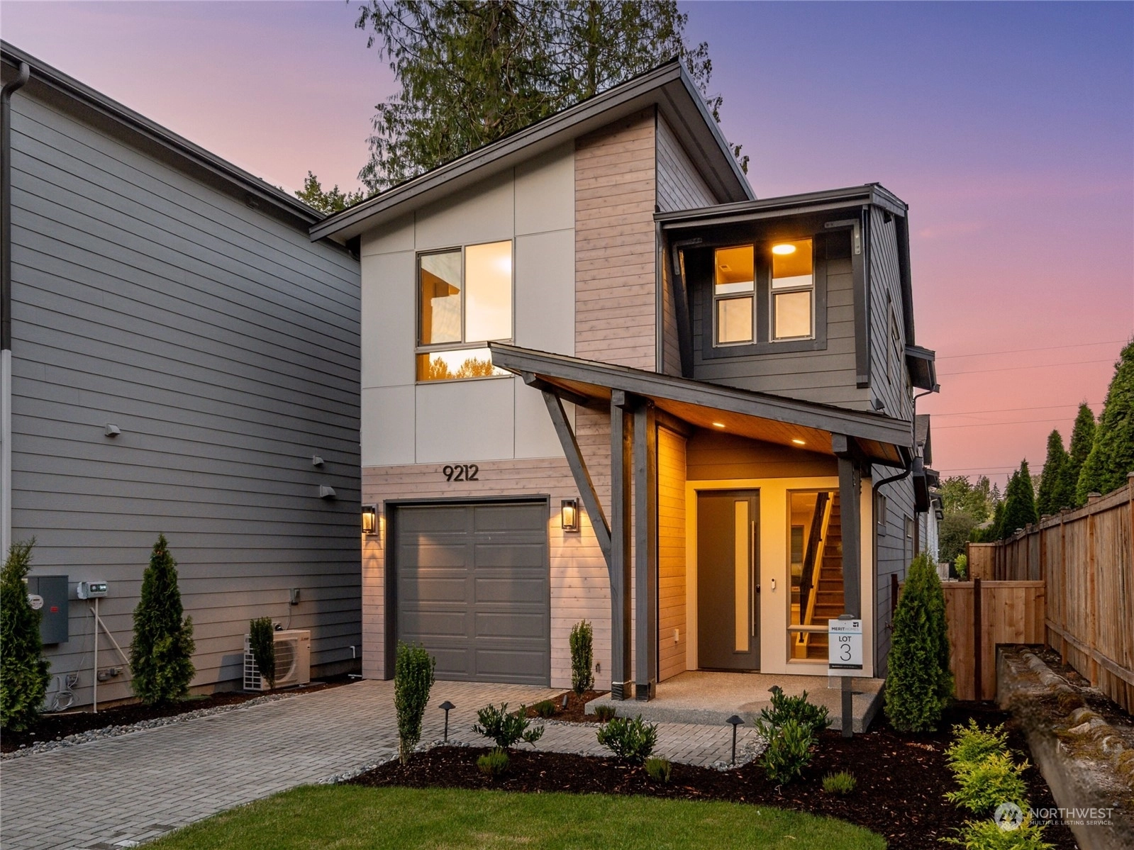 9212 124th Ave NE Unit  Kirkland WA 98033