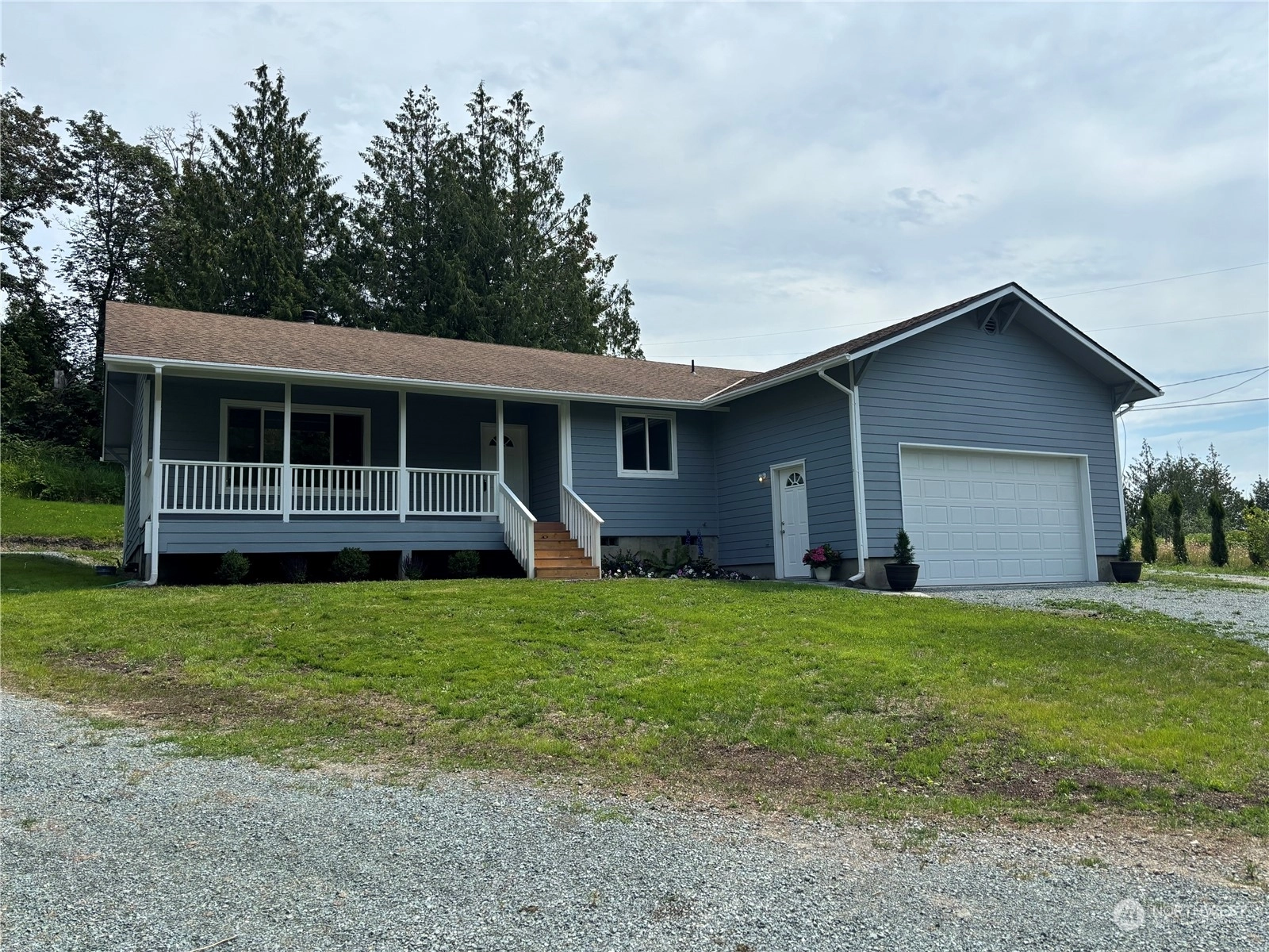 12761 East Lake Drive Unit  Clear Lake WA 98235