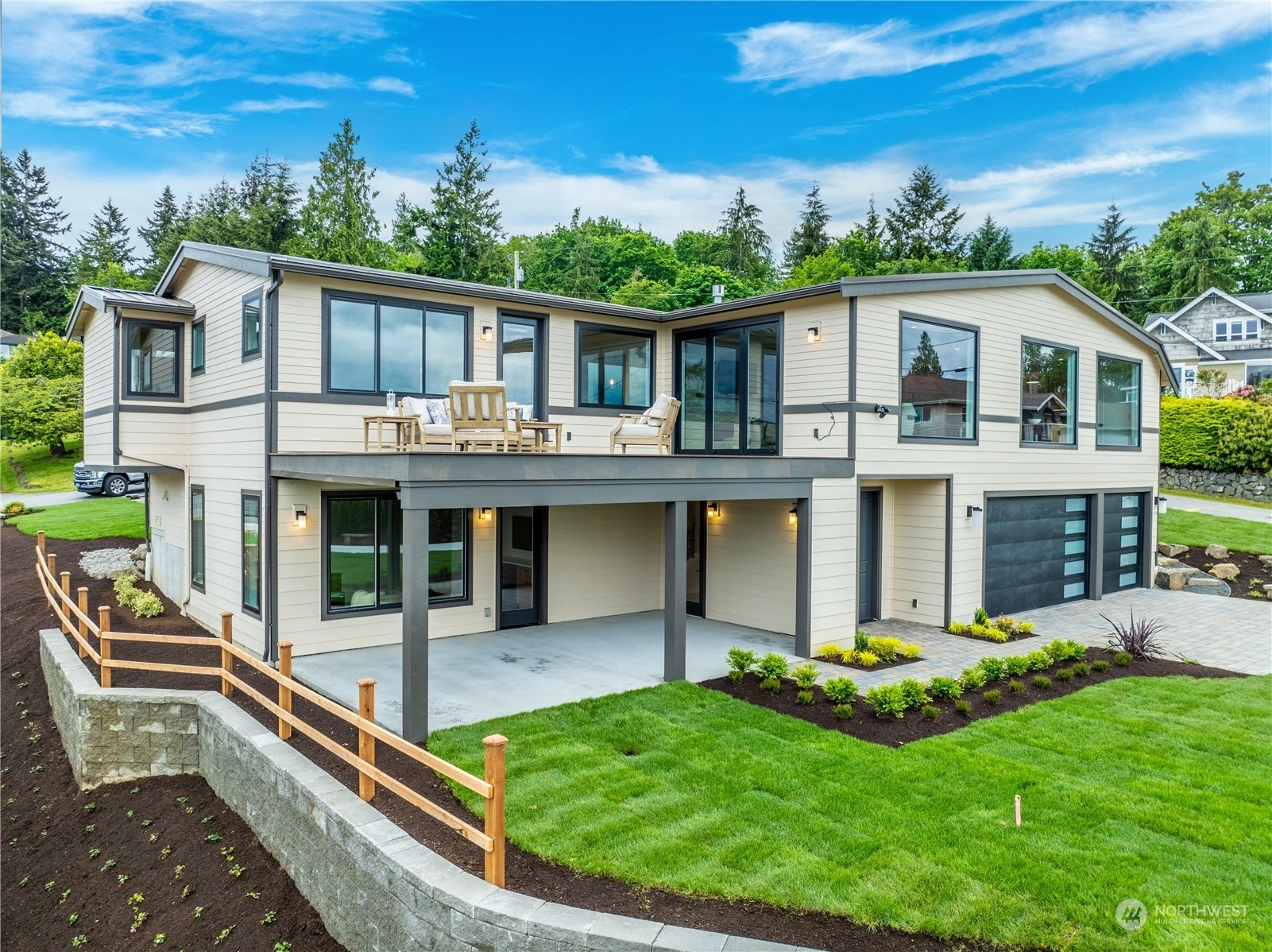 1815 Holbrook Ave Everett WA 98203