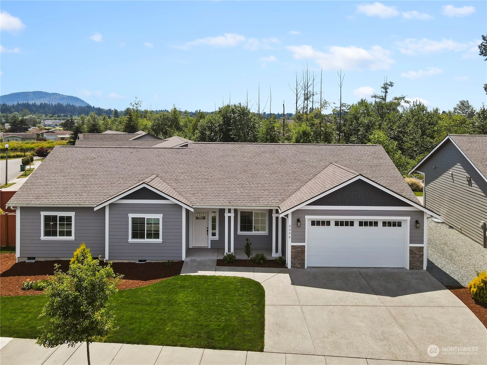 3206 Trumpeter Dr Mount Vernon WA 98273
