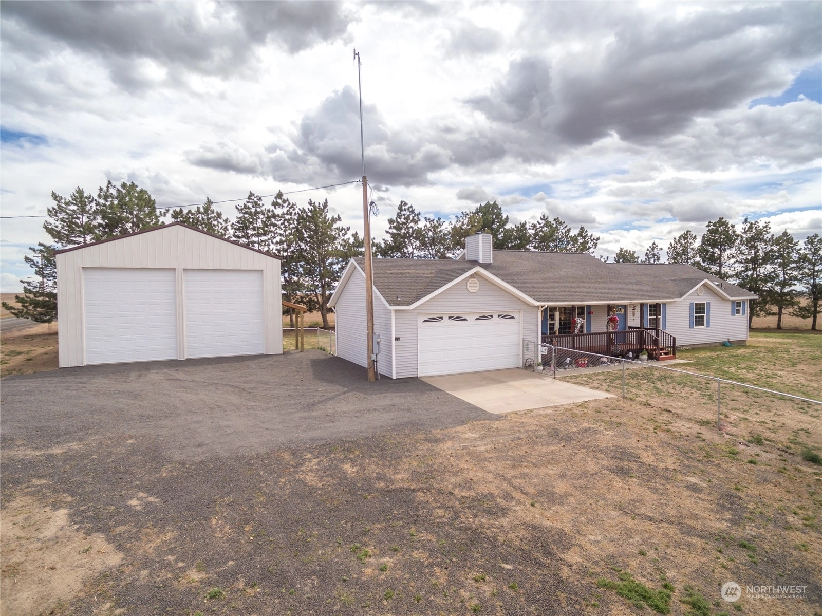 18493 Evans Rd Almira WA 99103