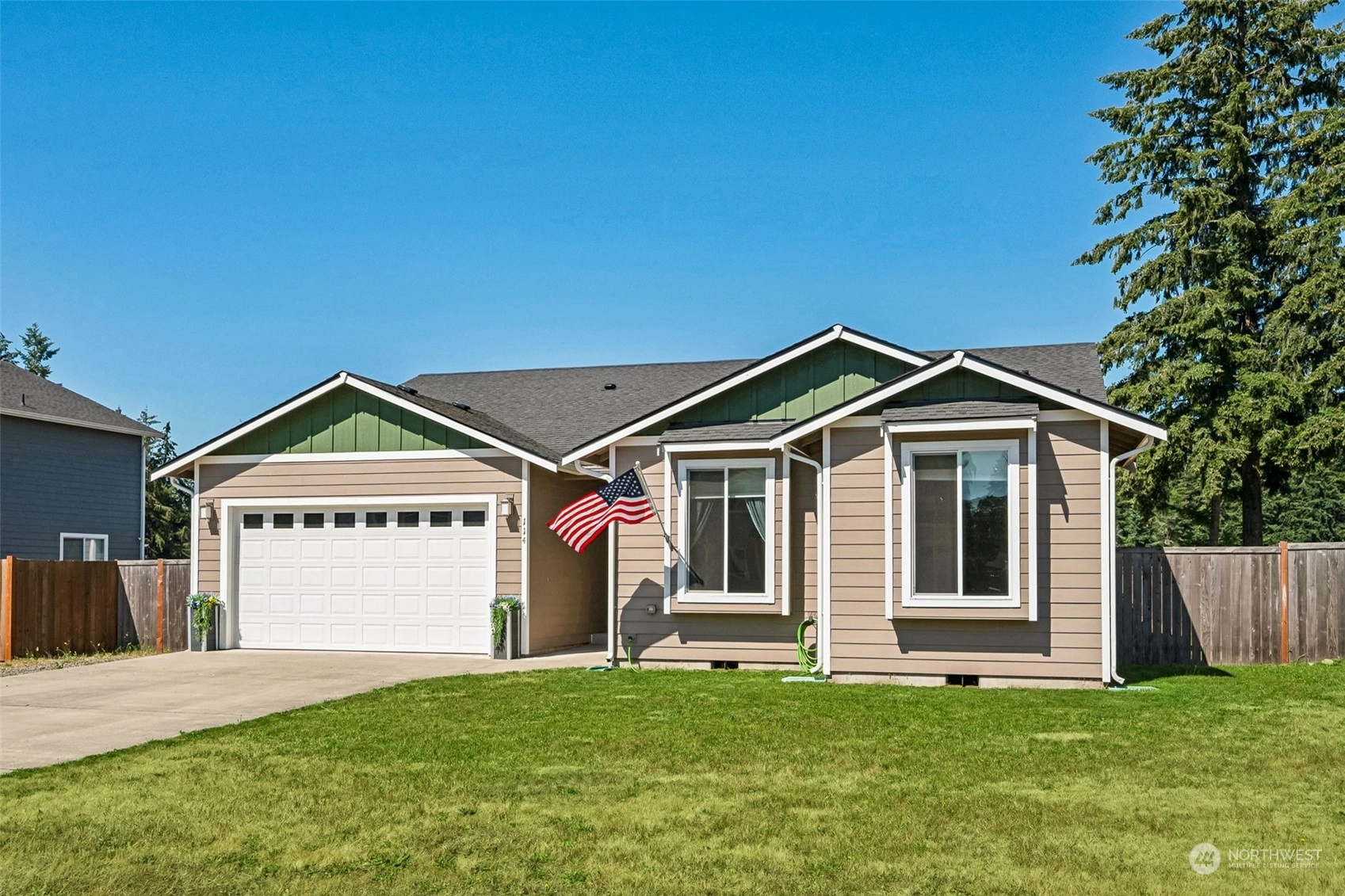 114 Carver Walk SE Rainier WA 98576