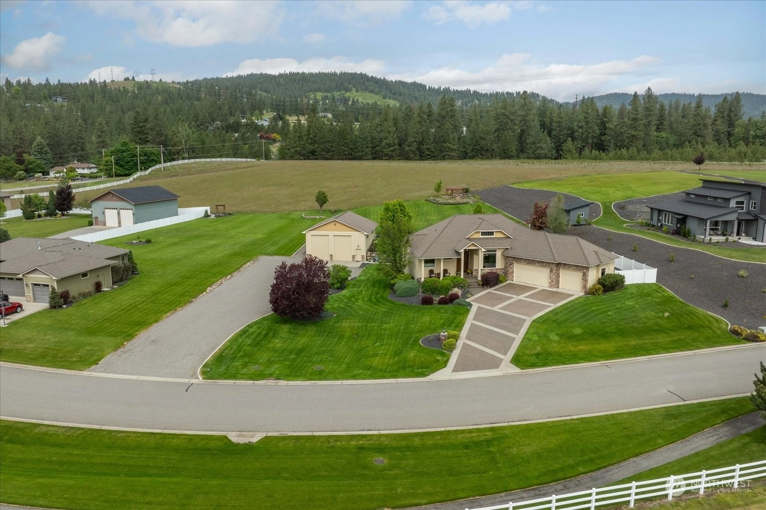20407 E Happy Trails Ln Otis Orchards WA 99027