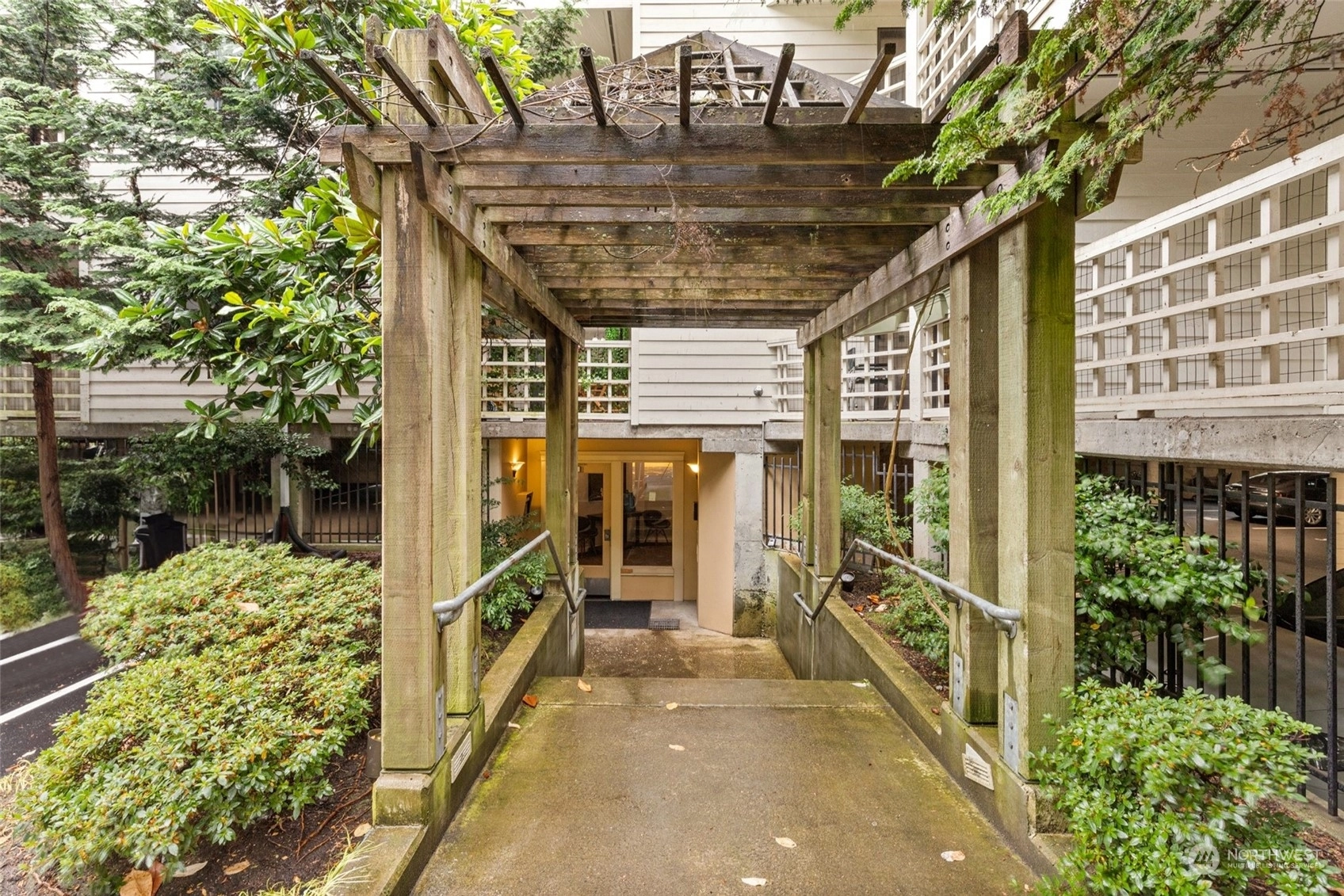 700 N 160th St Unit A207 Unit A207 Shoreline WA 98133