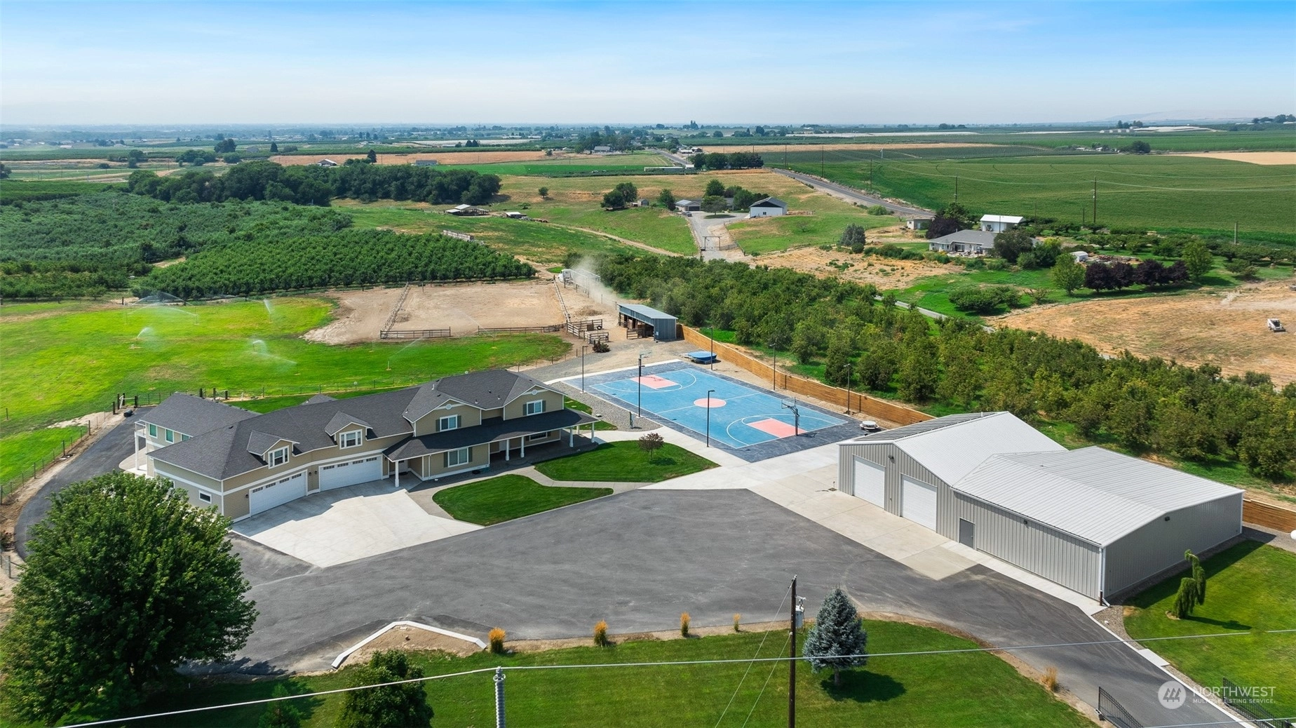 2960 N Granger Rd Zillah WA 98953