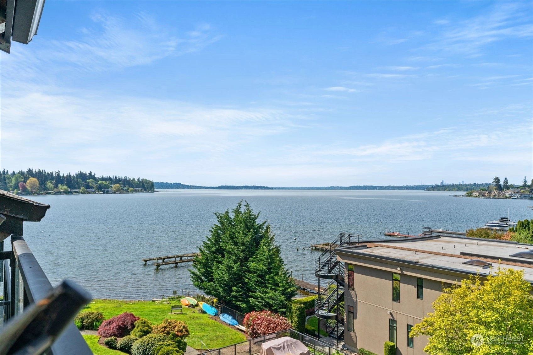 9201 NE Juanita Dr Unit 404 Unit 404 Kirkland WA 98034