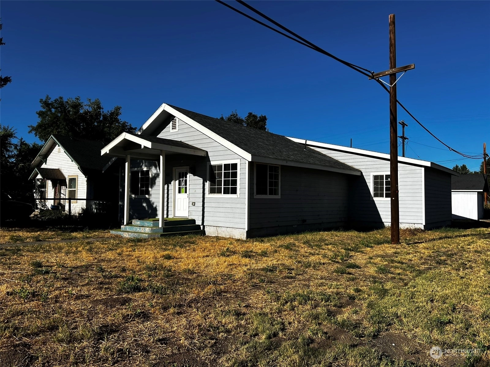 400 First St Unit  White Swan WA 98952