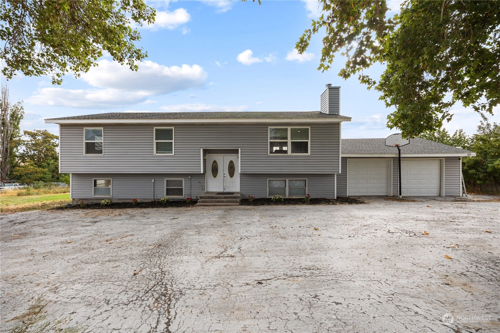 69705 N Sr 225 Benton City WA 99320