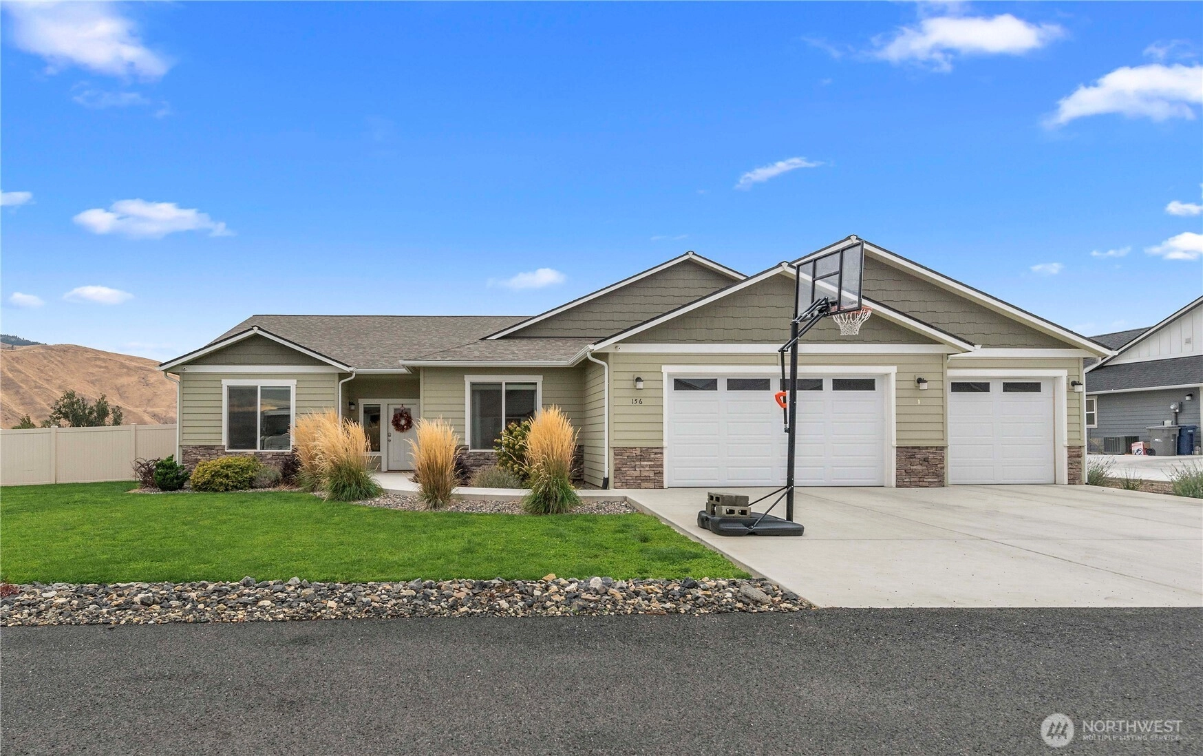 156 Starlight Ave Unit  Wenatchee WA 98801