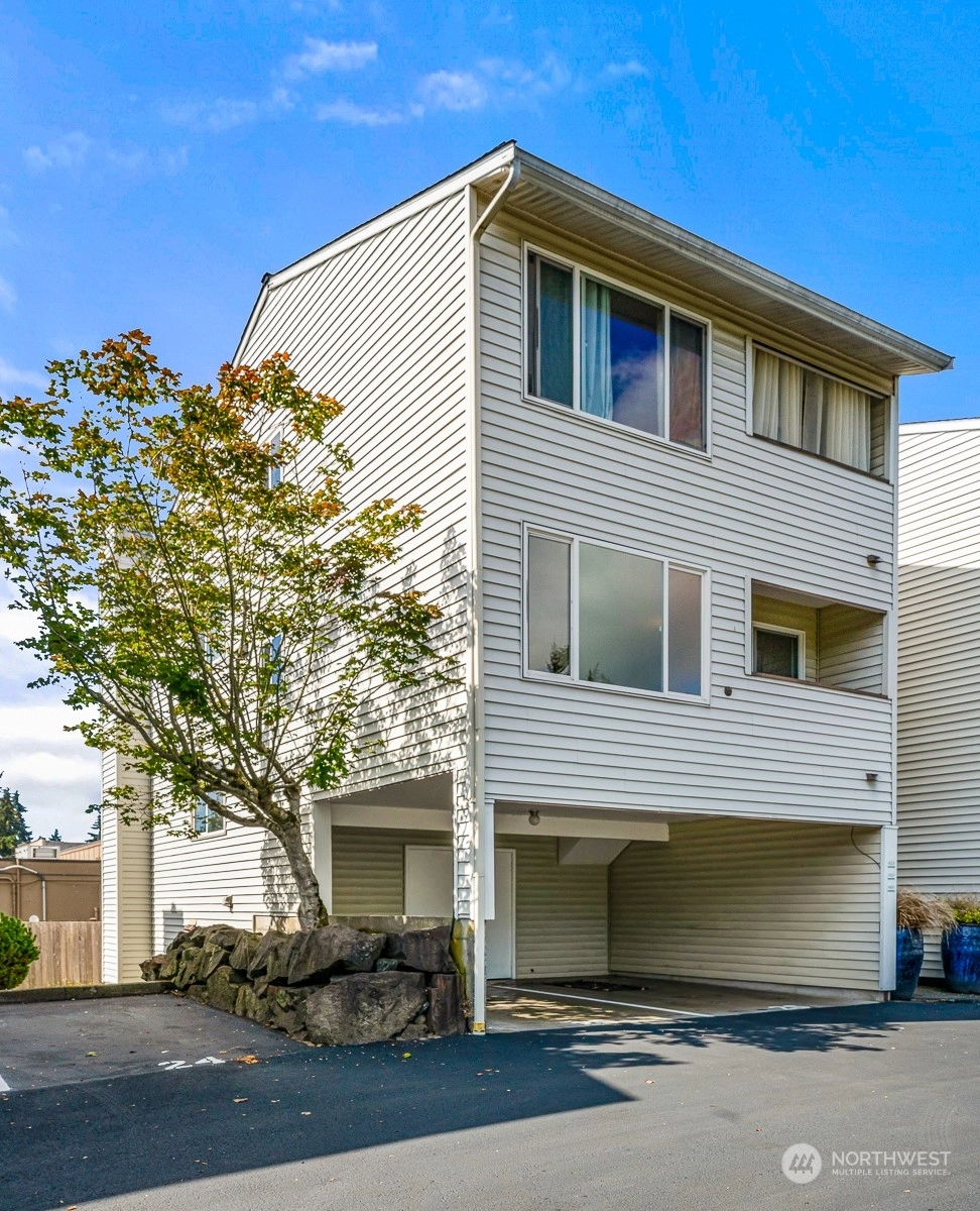 20301 19th Ave NE Unit 611 Unit 611 Shoreline WA 98155