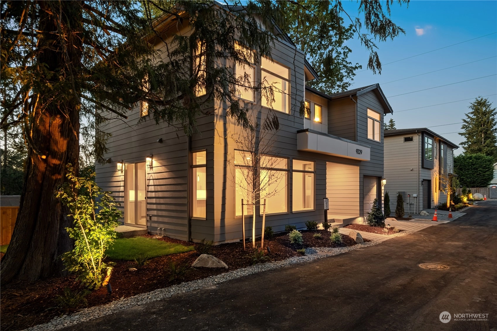 9227 125th Ave NE Unit  Kirkland WA 98033