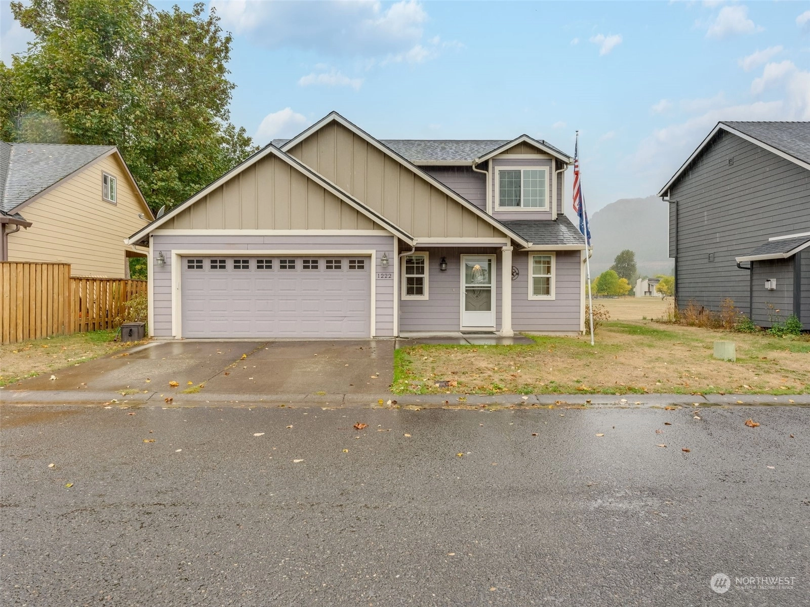 1222 Island Way Unit  North Bonneville WA 98639