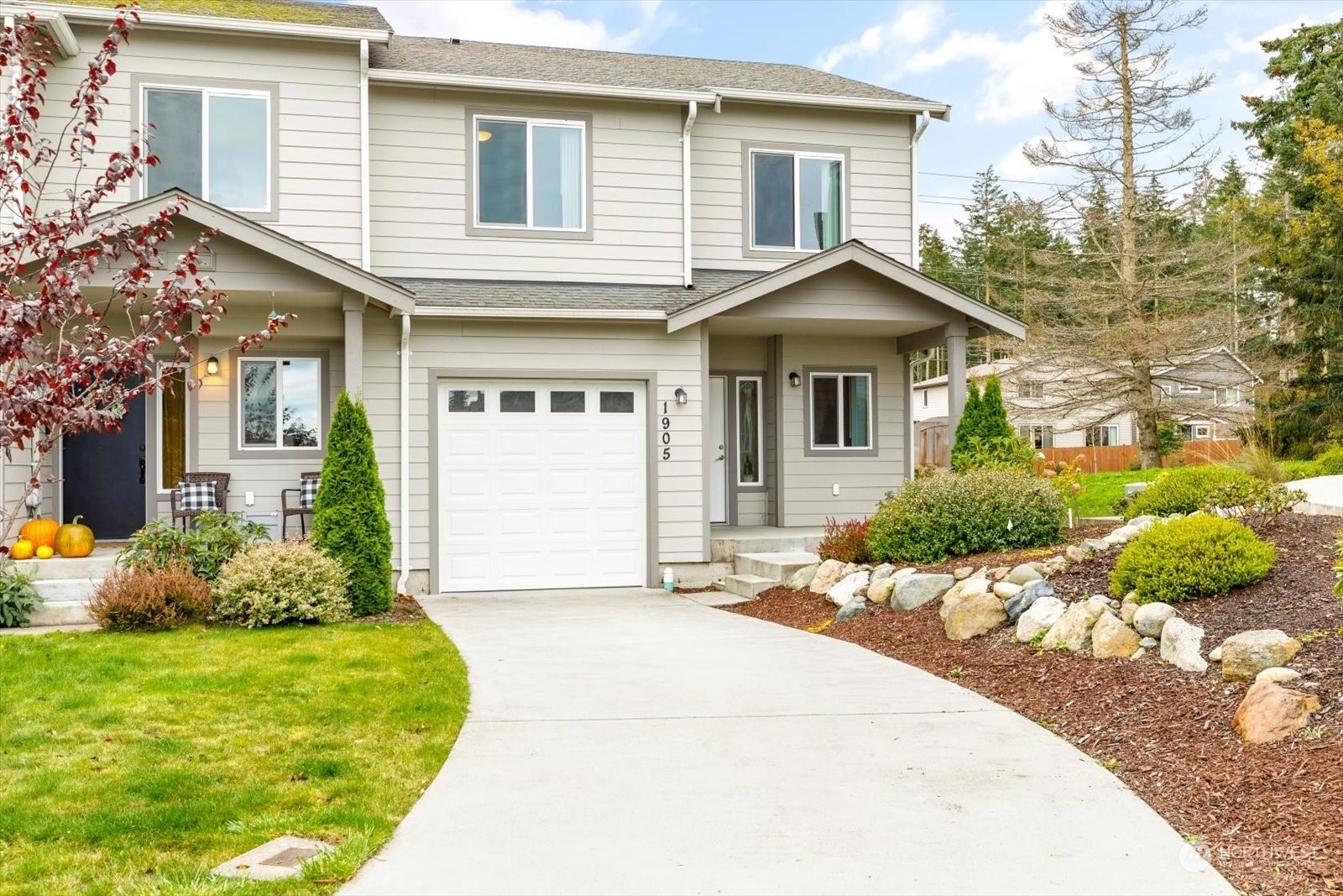 1905 SW Cooper Way Unit  Oak Harbor WA 98277