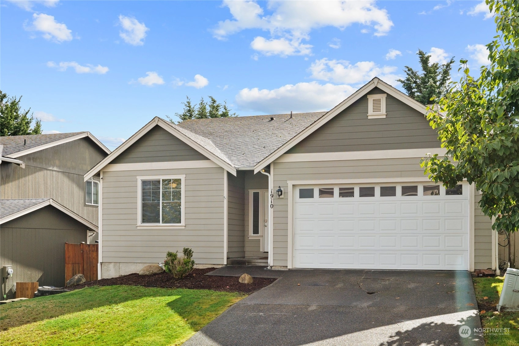1910 198th St E Spanaway WA 98387