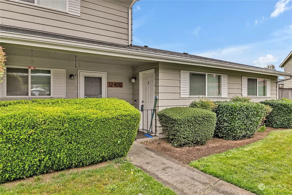 12406 SE 272nd Pl Unit D Unit D Kent WA 98030