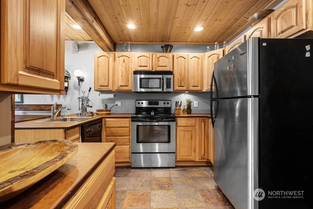 28600 N Mt Spokane Park Dr Unit 636 Unit 636 Mead WA 99021