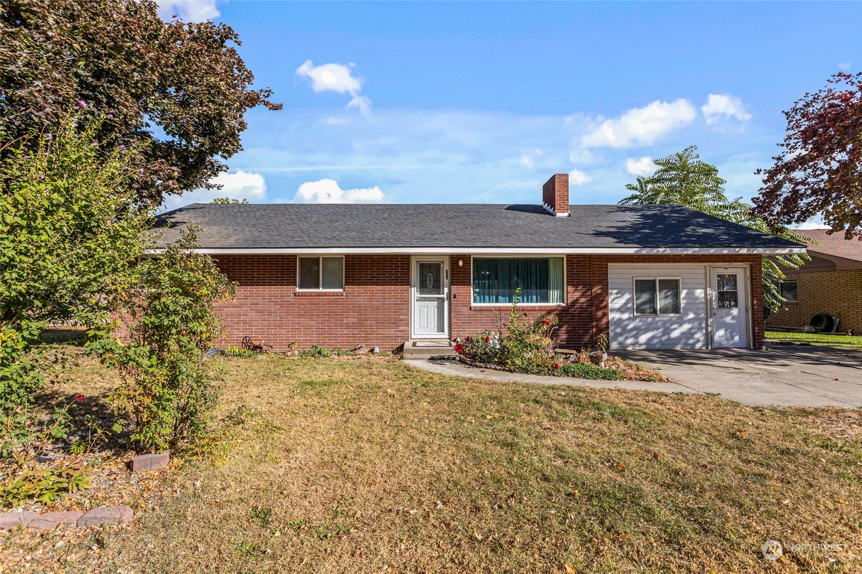 508 S Juniper St Toppenish WA 98948