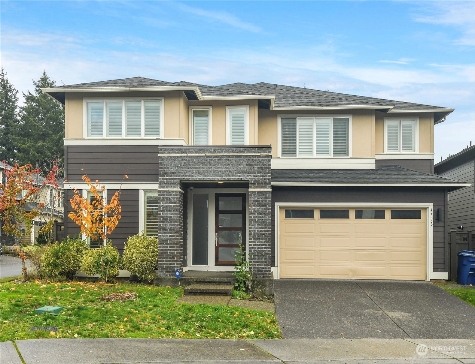 4638 165th Ave SE Unit  Bellevue WA 98006